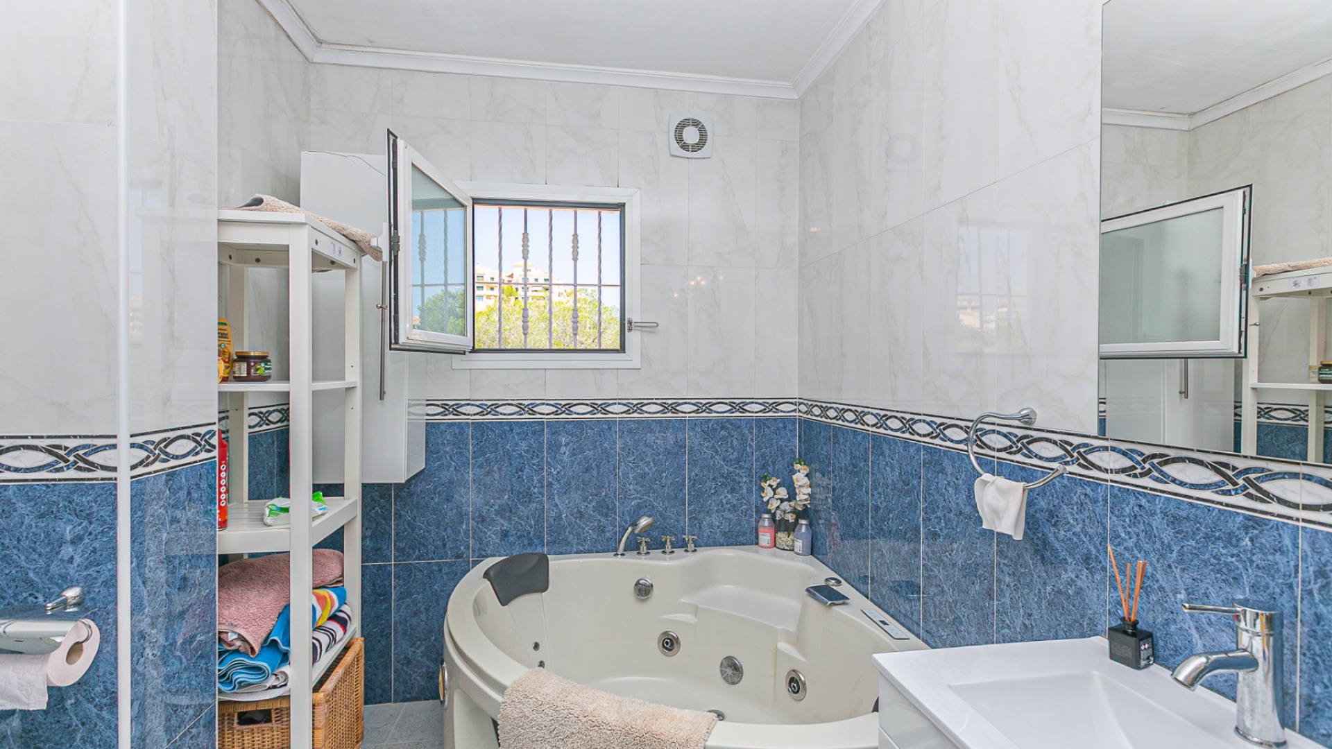 Resale - Villa - Campoamor