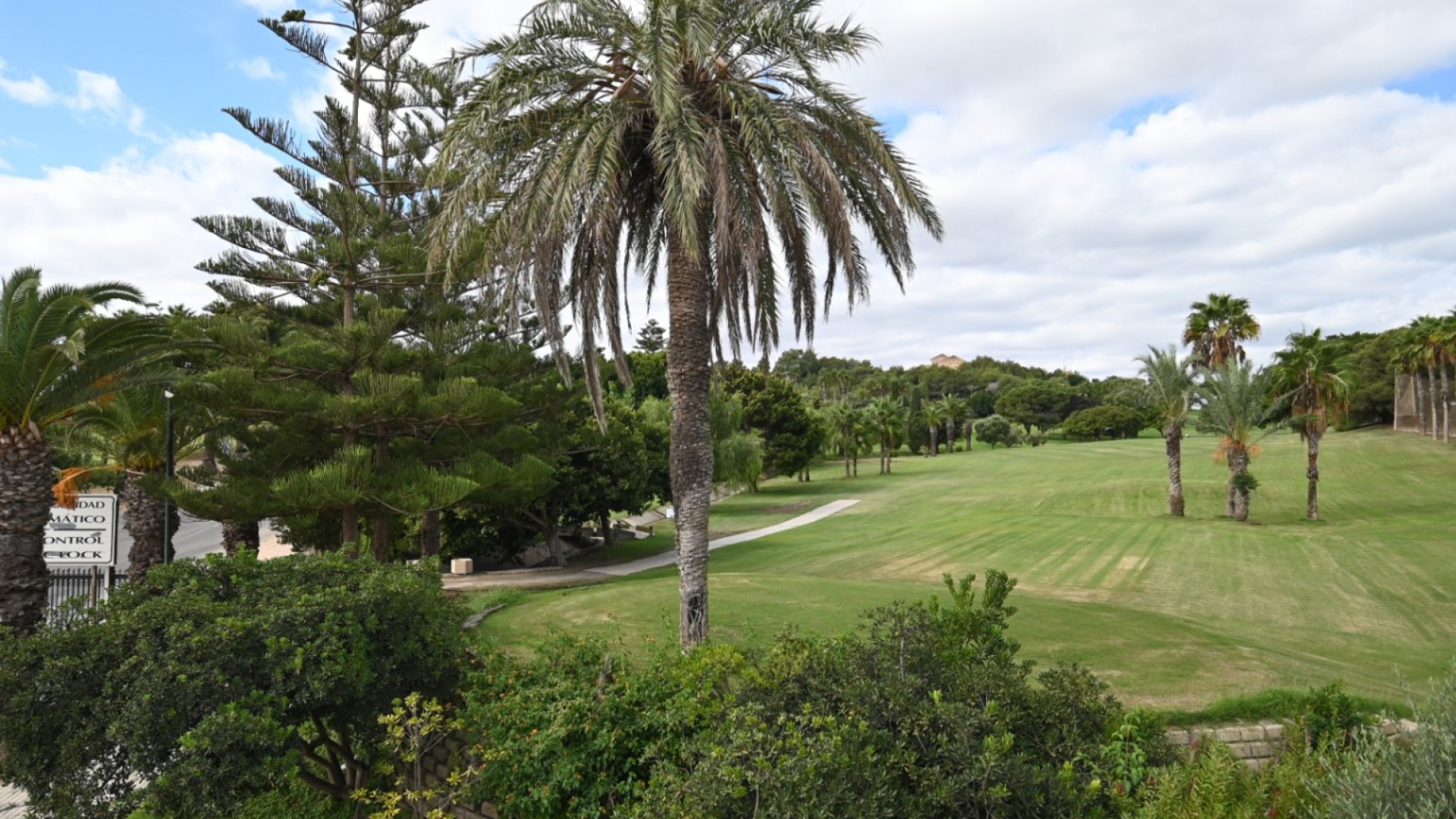 Resale - Villa - Campoamor