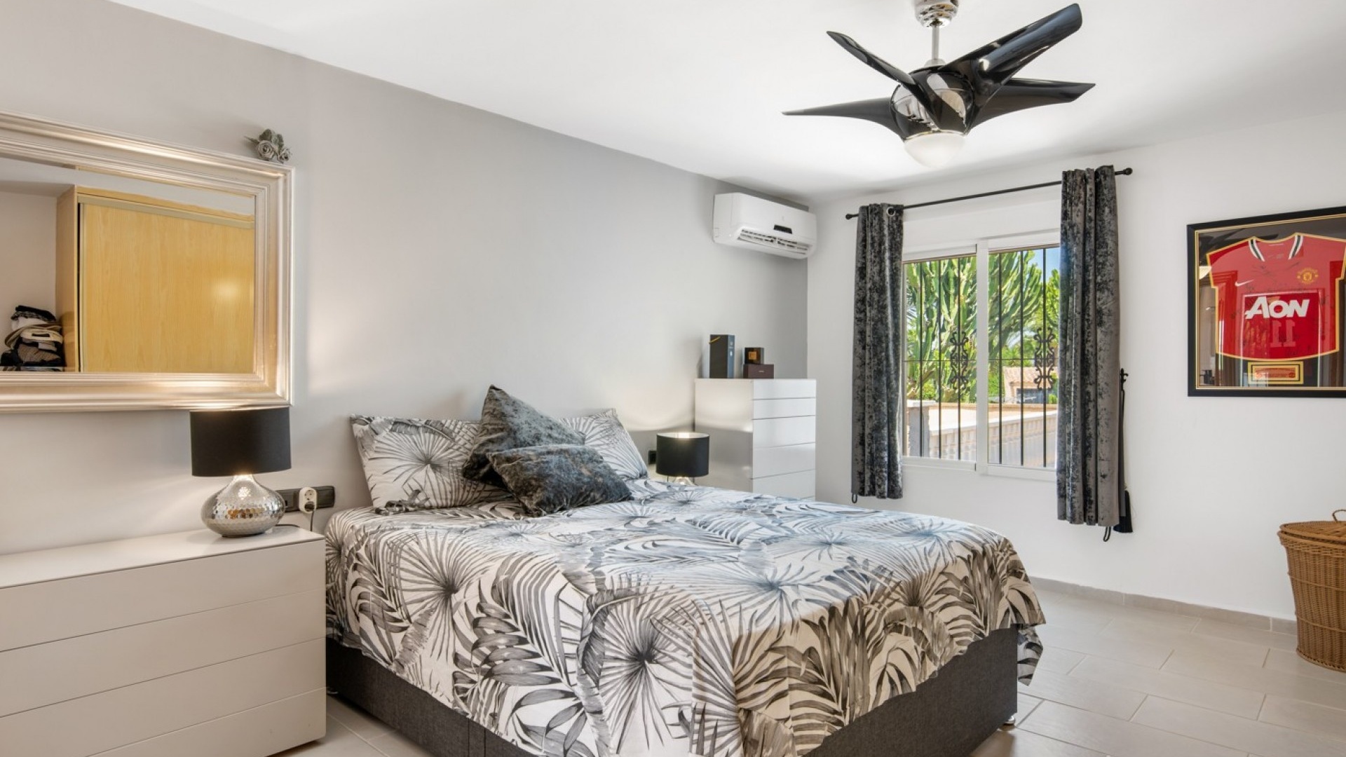 Resale - Villa - Catral