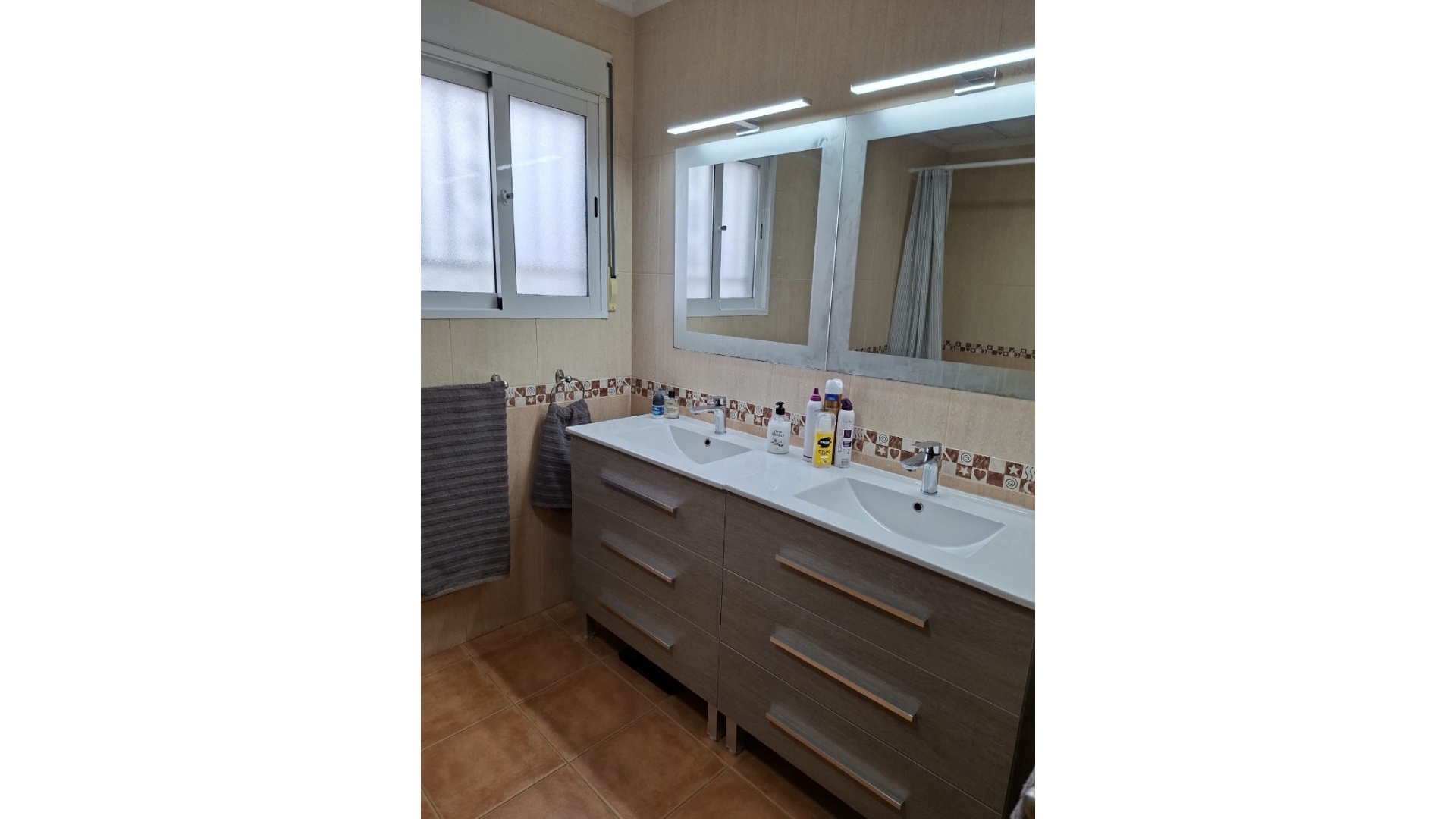 Resale - Villa - Catral