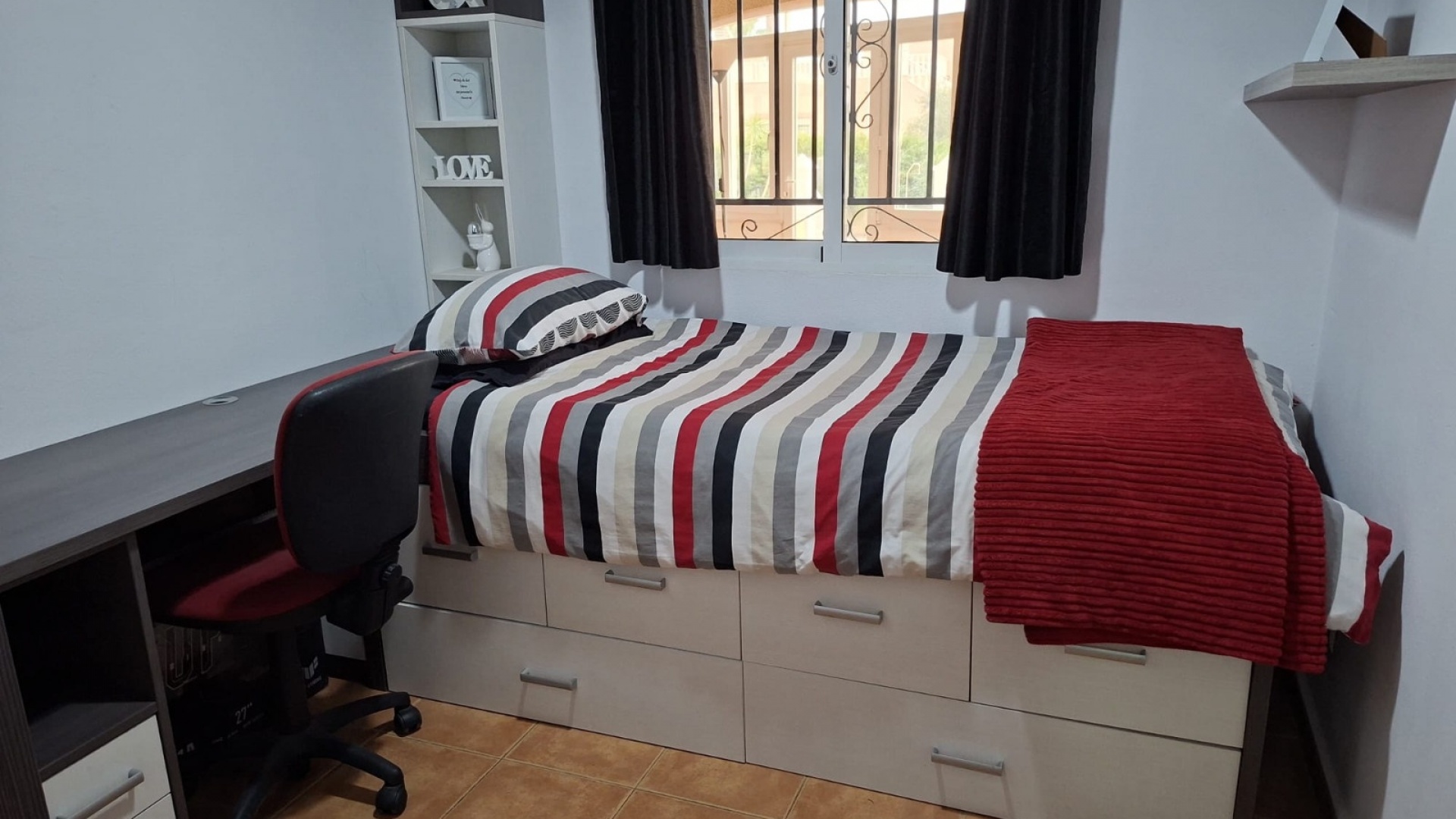 Resale - Villa - Catral