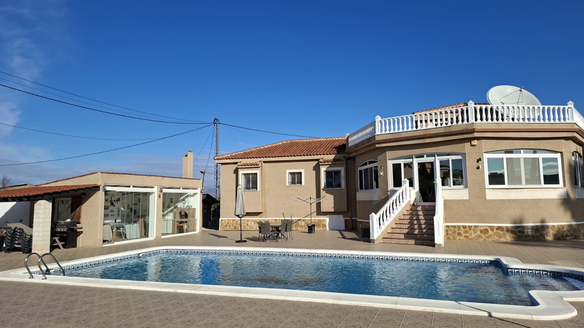 Resale - Villa - Catral