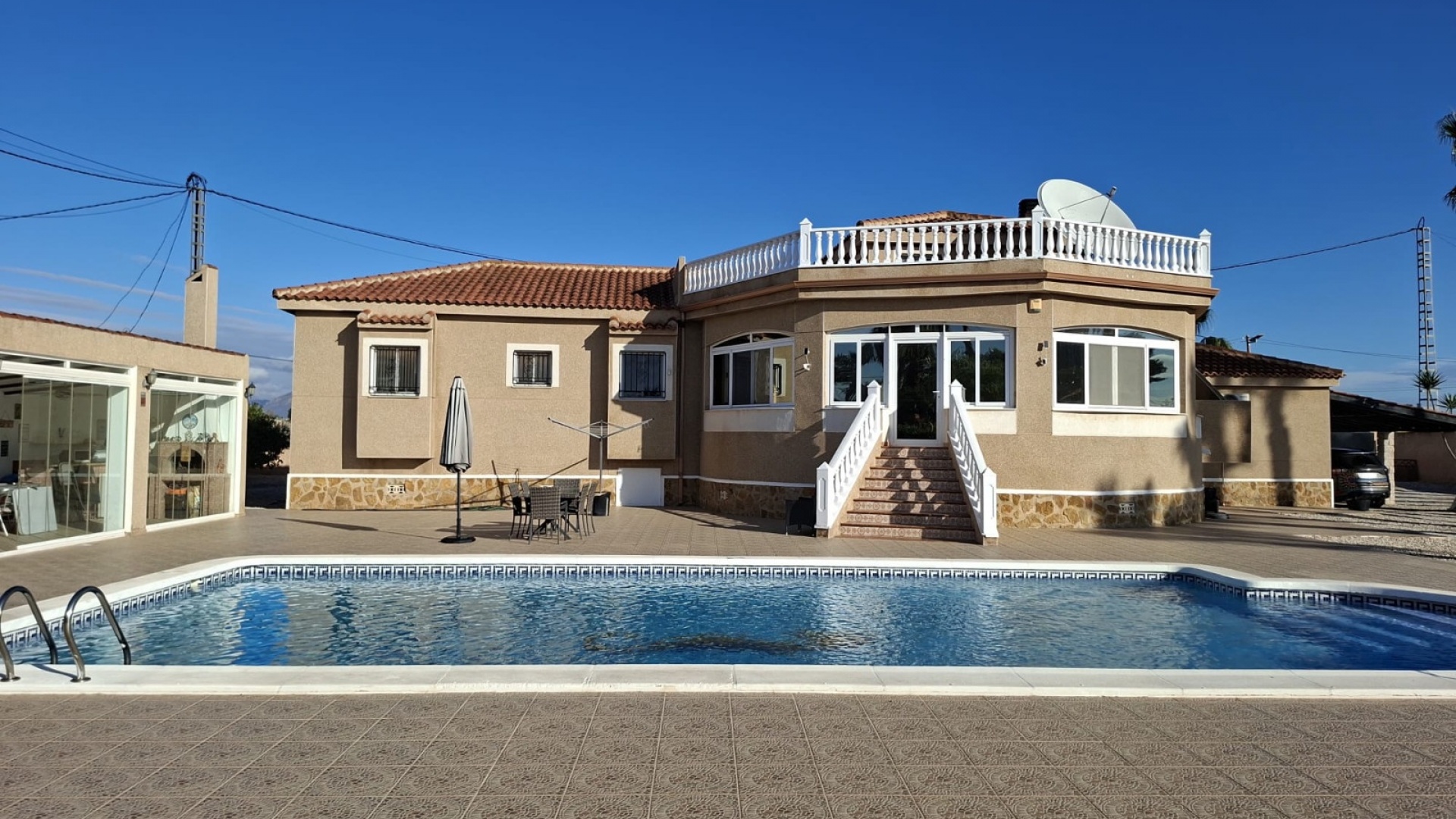 Resale - Villa - Catral