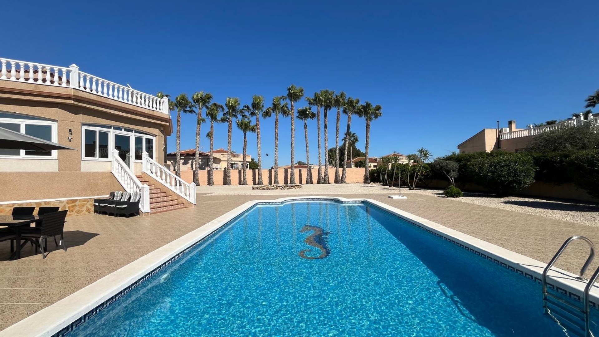 Resale - Villa - Catral