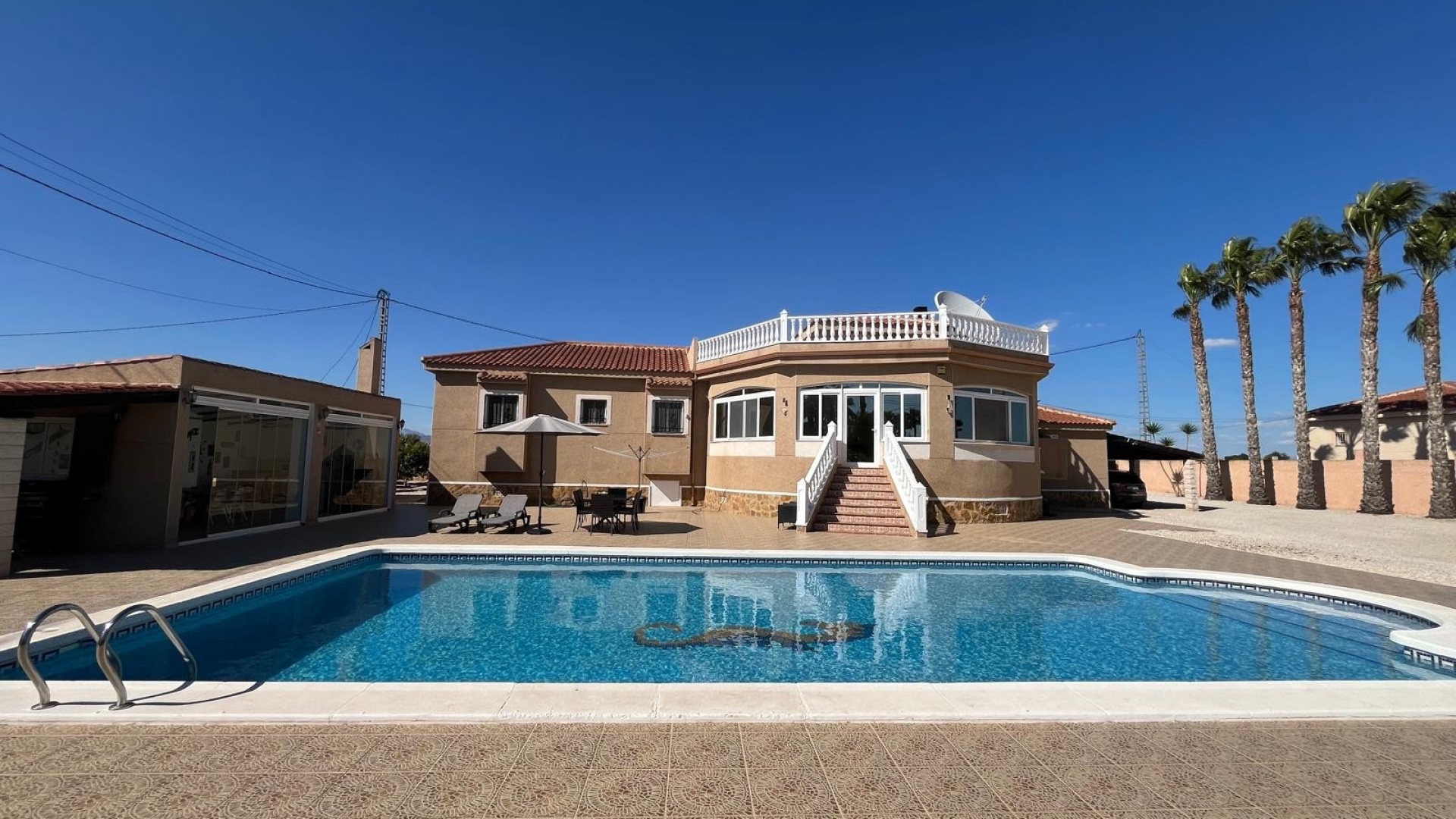 Resale - Villa - Catral
