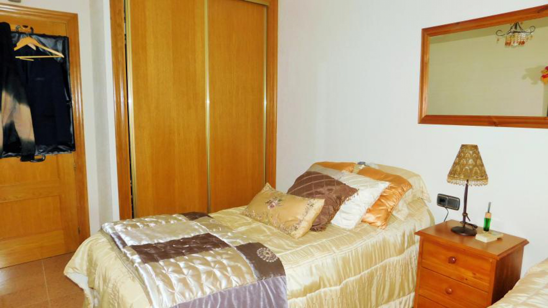 Resale - Villa - Catral