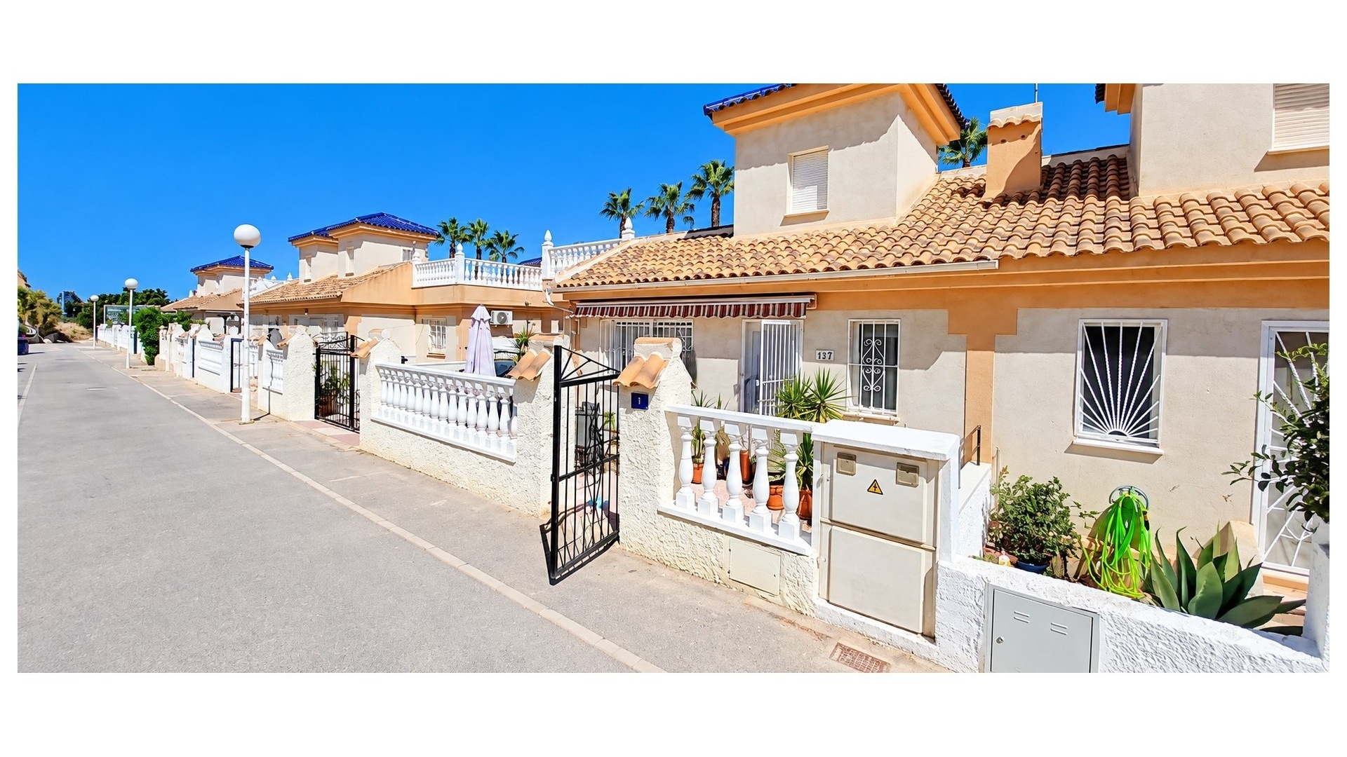 Resale - Villa - Ciudad Quesada - La Marquesa Golf
