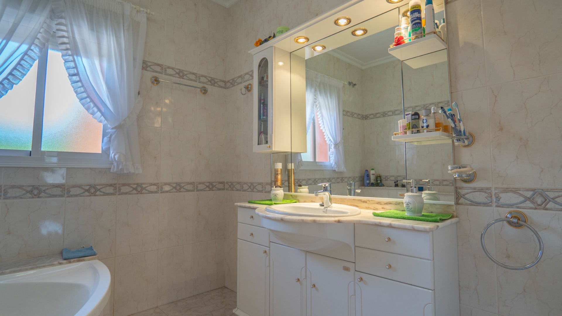 Resale - Villa - Ciudad Quesada - Pueblo Bravo