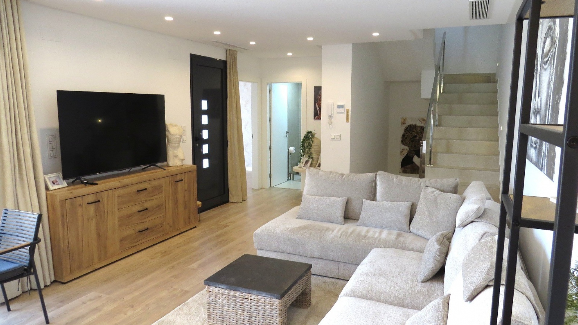 Resale - Villa - Ciudad Quesada - Pueblo Bravo