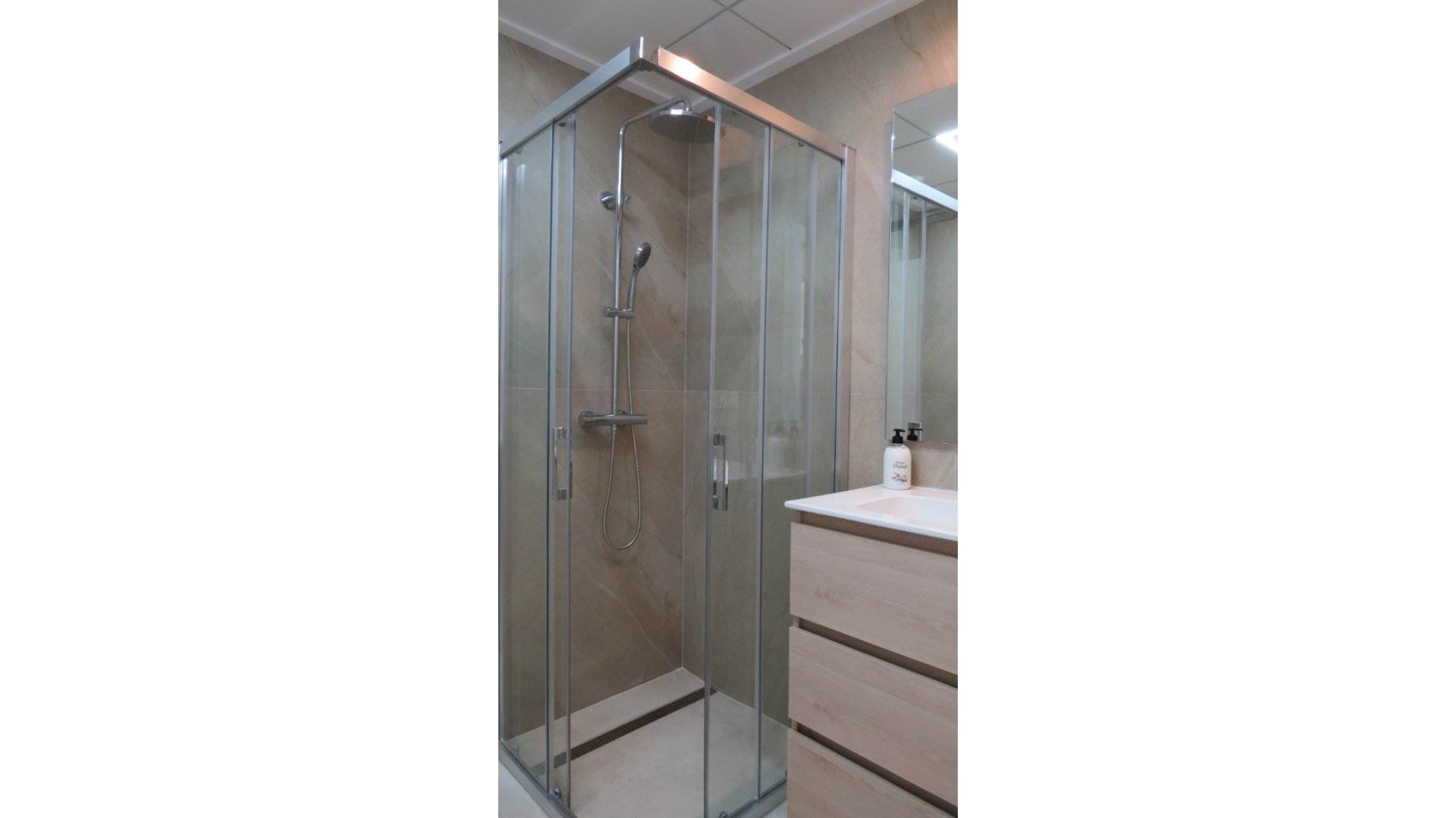 Resale - Villa - Ciudad Quesada - Pueblo Bravo