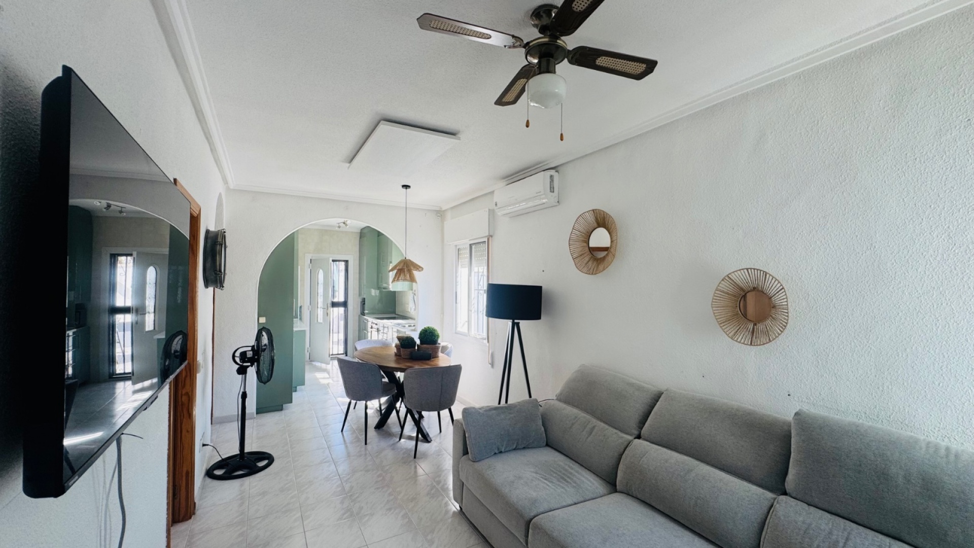 Resale - Villa - Ciudad Quesada - Pueblo Bravo