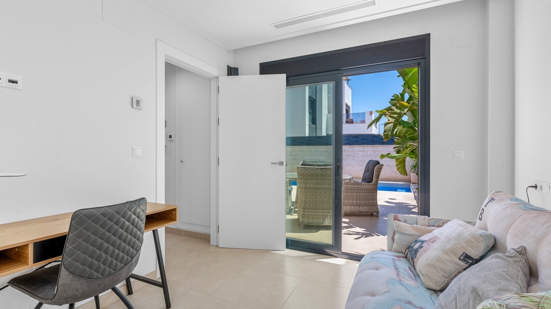 Resale - Villa - Ciudad Quesada - pueblo bravo