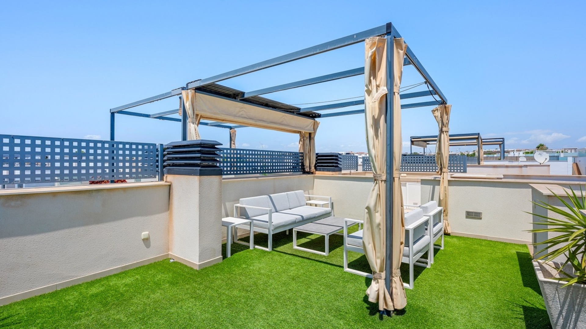 Resale - Villa - Ciudad Quesada - pueblo bravo