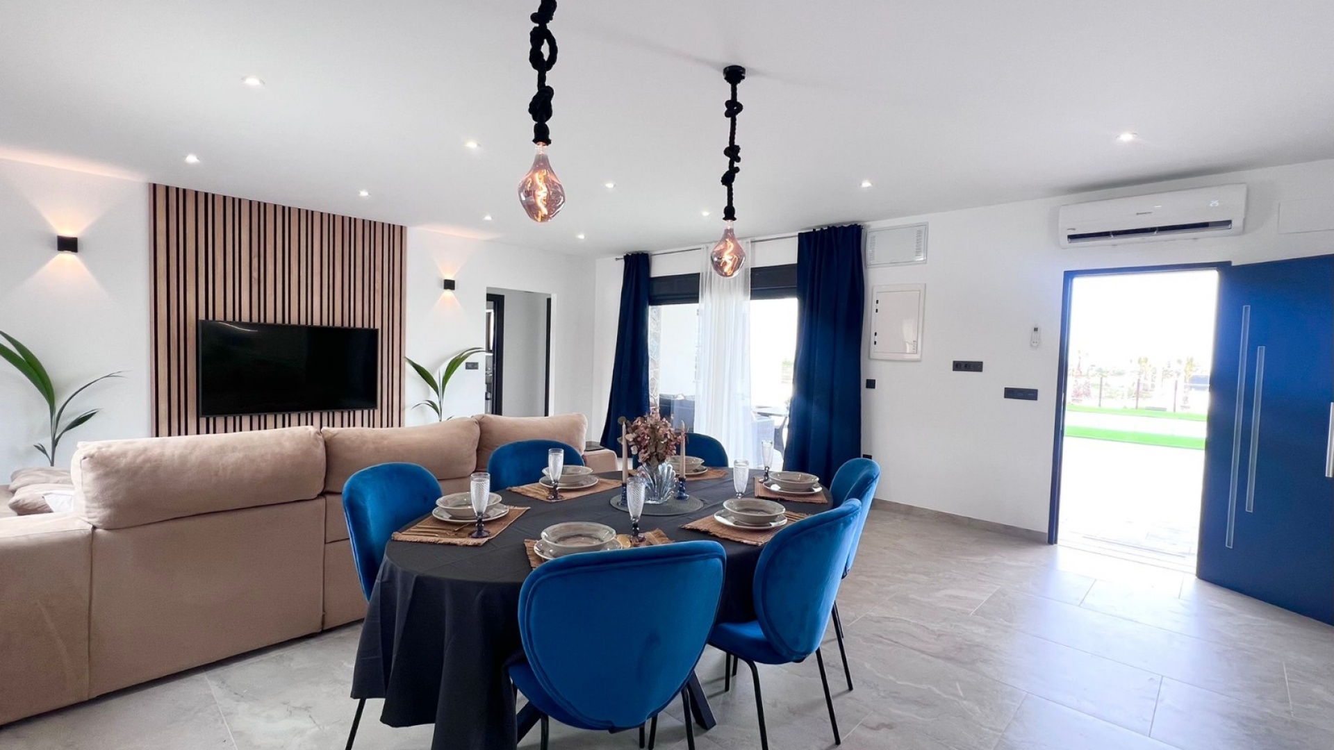 Resale - Villa - Ciudad Quesada