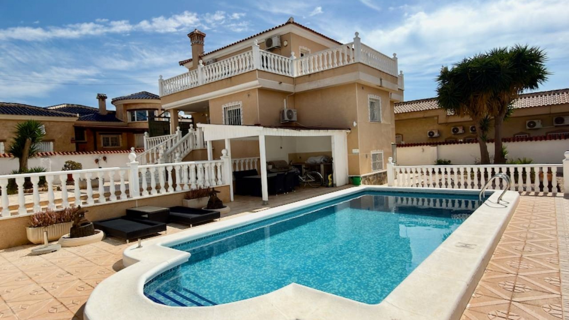 Resale - Villa - Ciudad Quesada