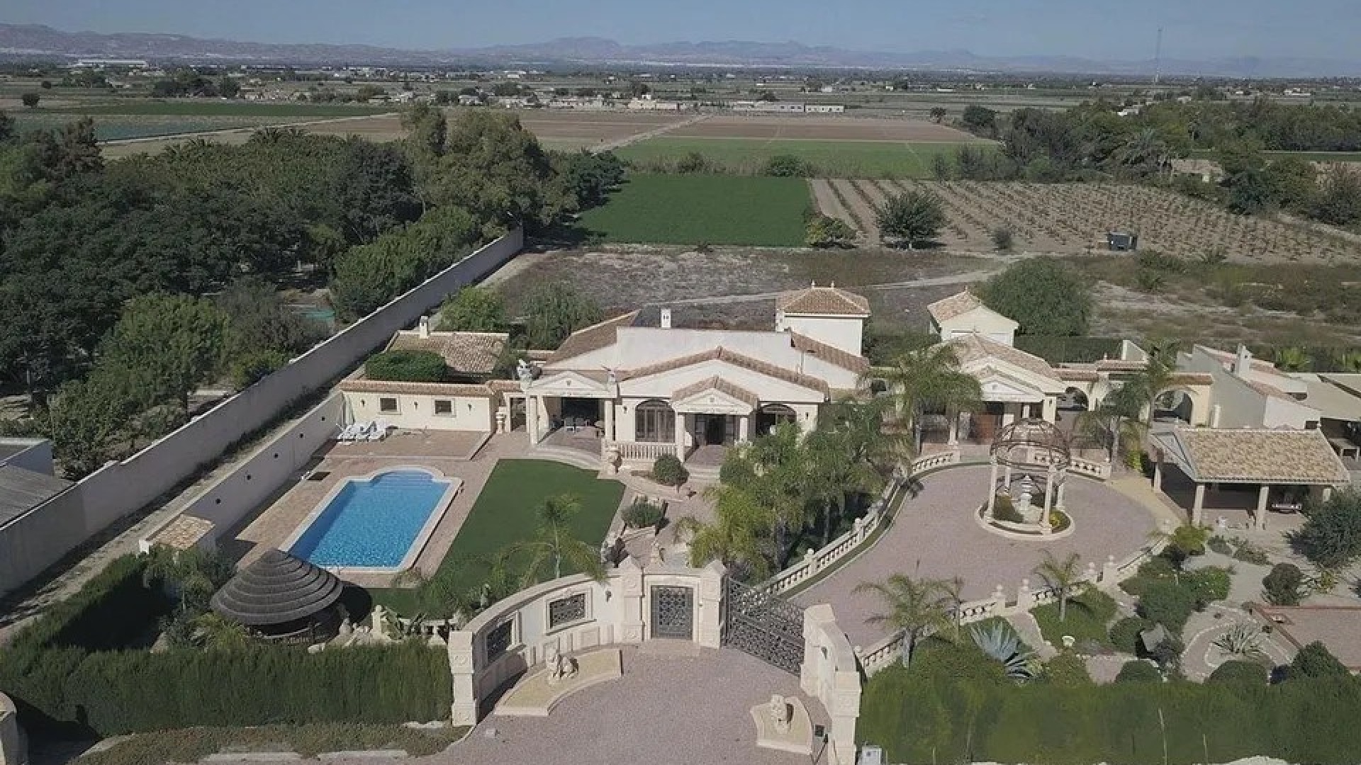 Resale - Villa - Daya Vieja