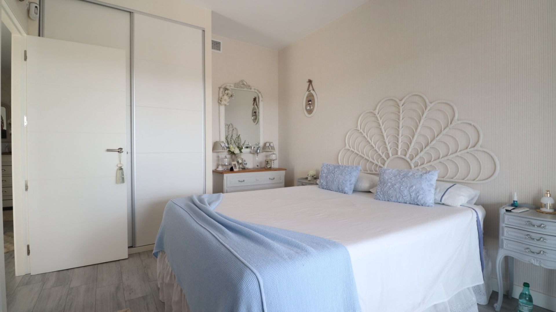 Resale - Villa - Daya Vieja