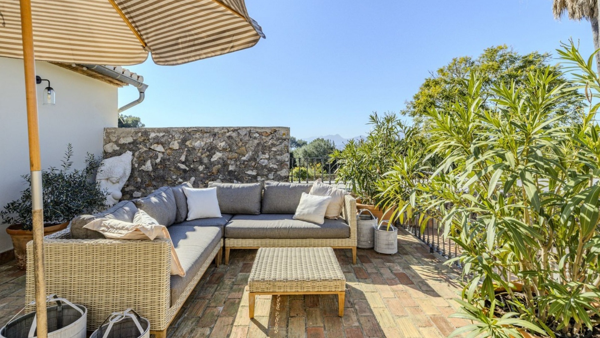 Resale - Villa - Denia - La Xara