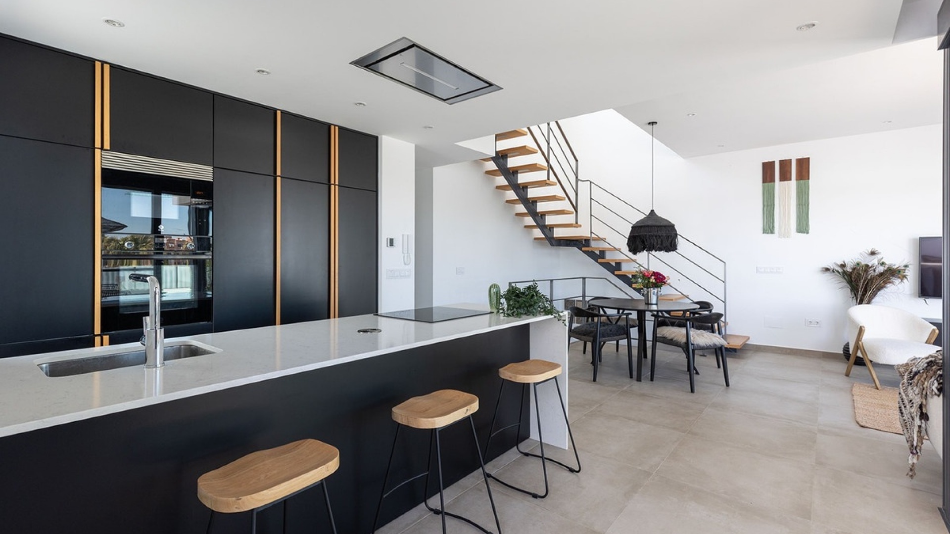 Resale - Villa - Dolores - Dolores Centro