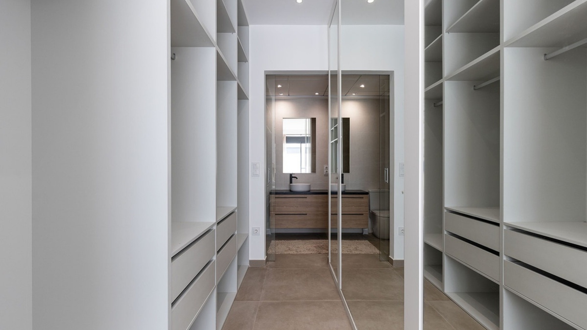 Resale - Villa - Dolores - Dolores Centro