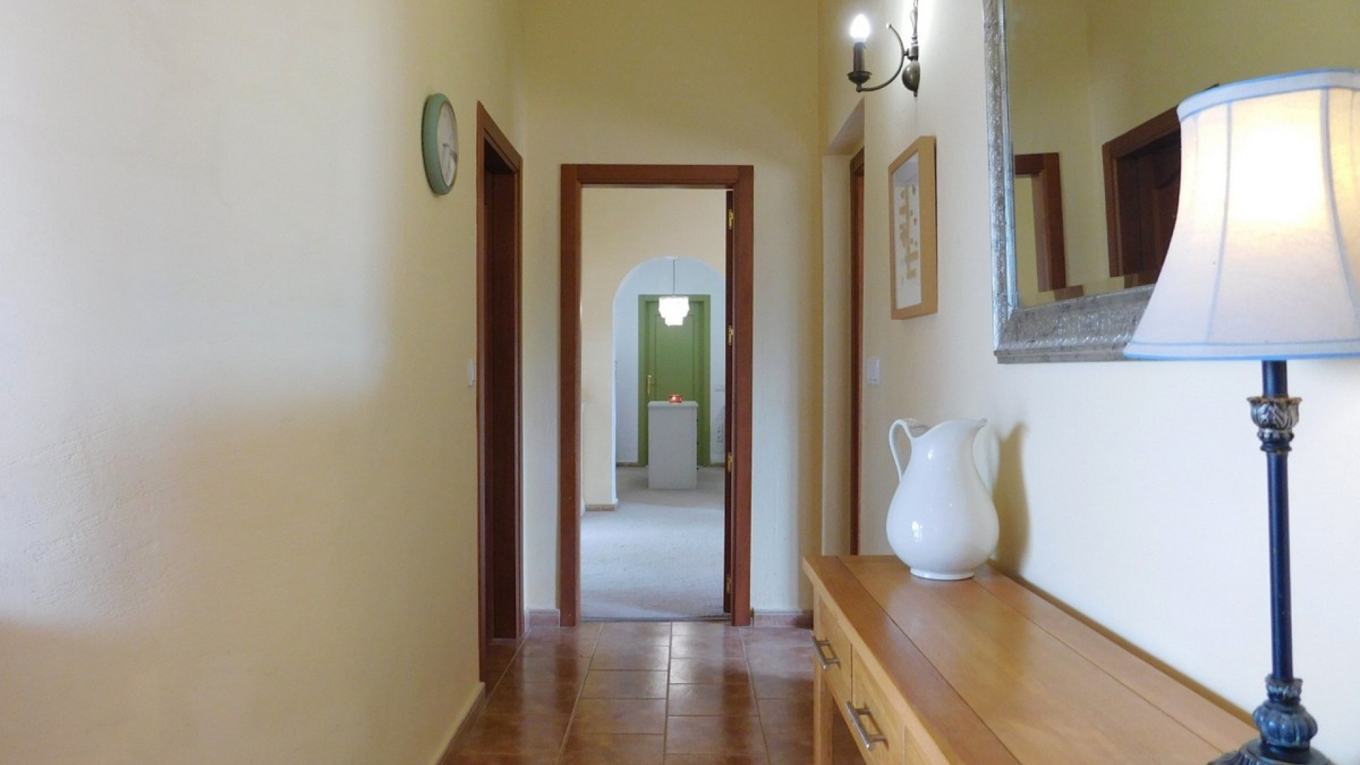 Resale - Villa - Dolores - Dolores Centro