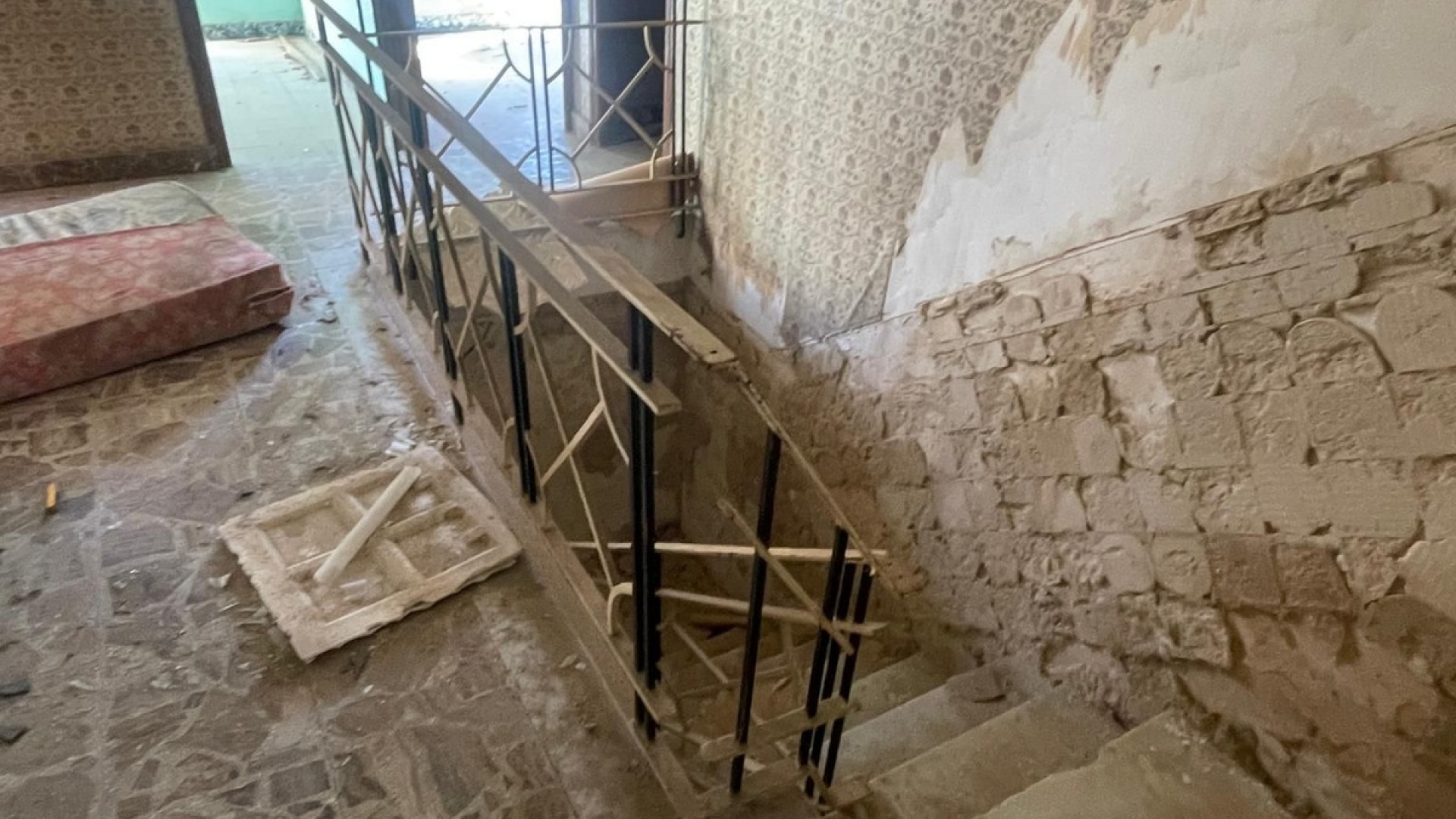 Resale - Villa - Dolores - Dolores Centro