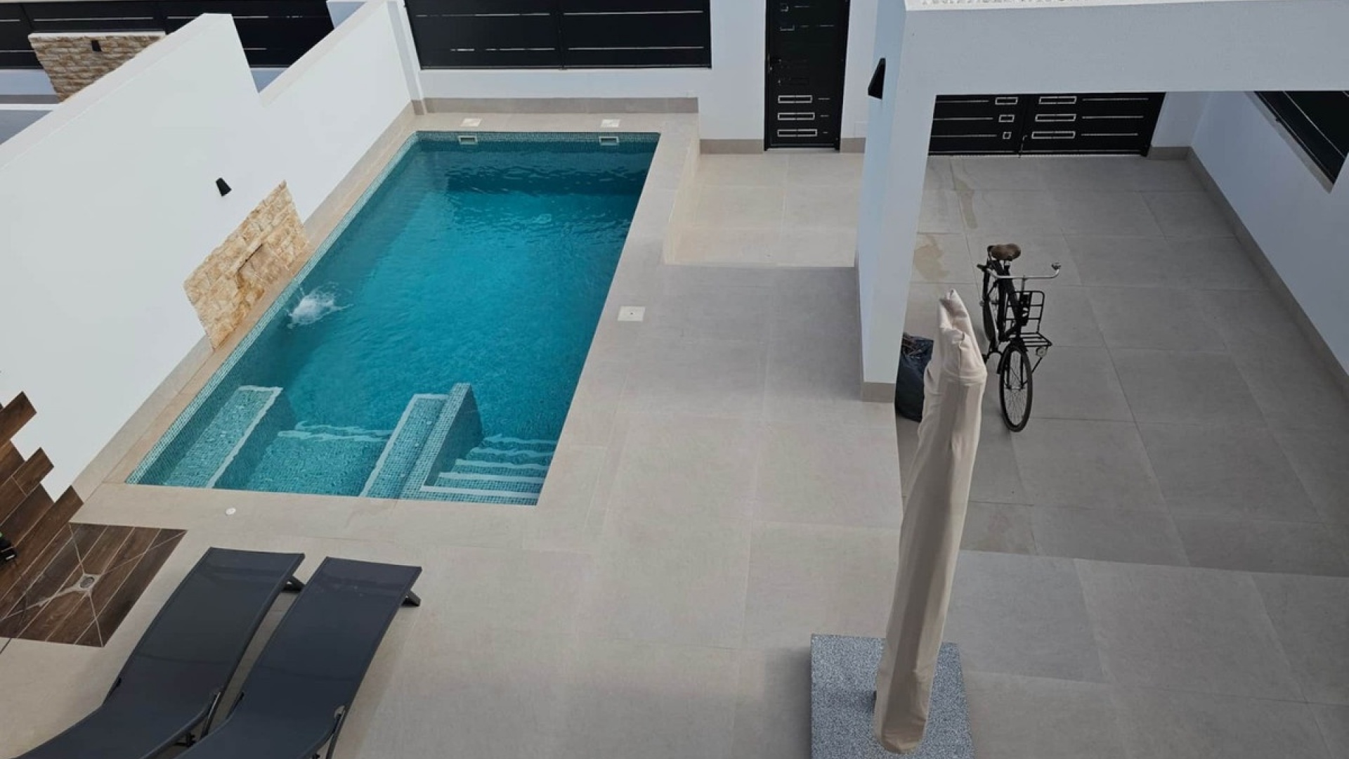 Resale - Villa - Dolores - Dolores Centro
