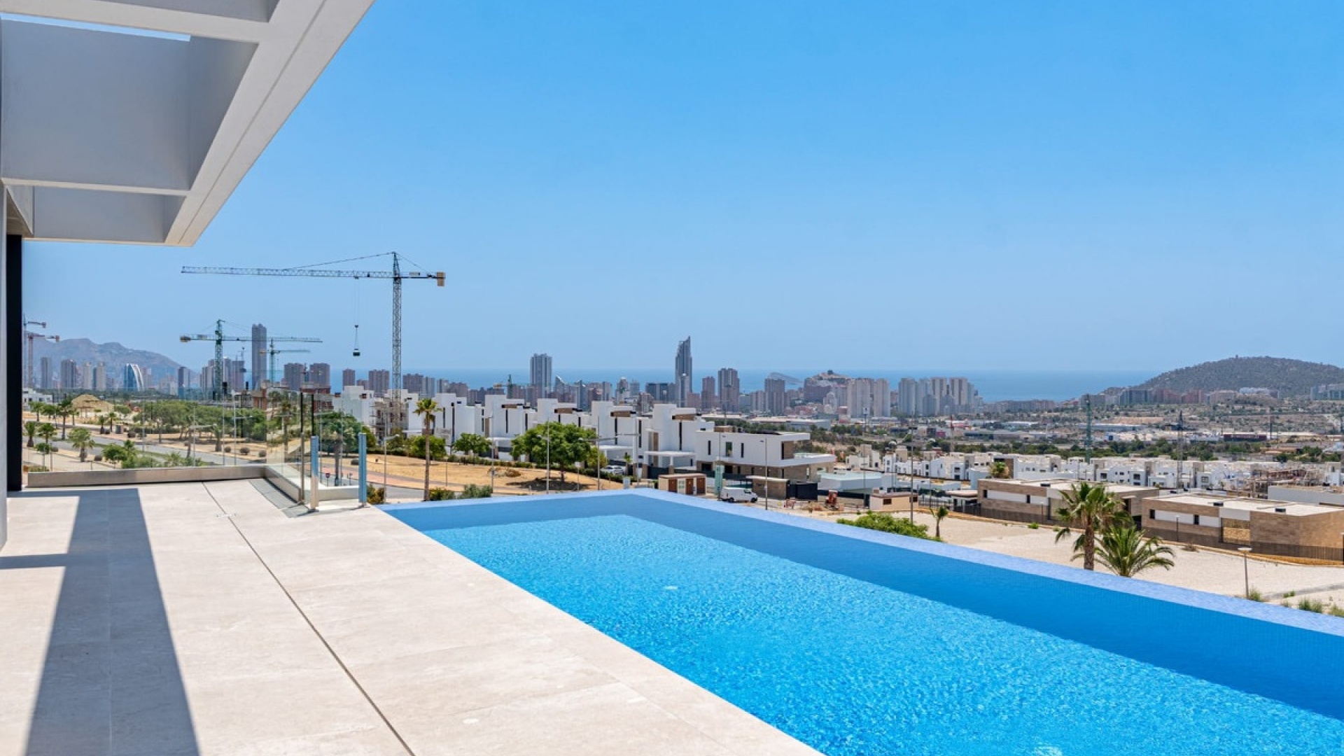 Resale - Villa - Finestrat