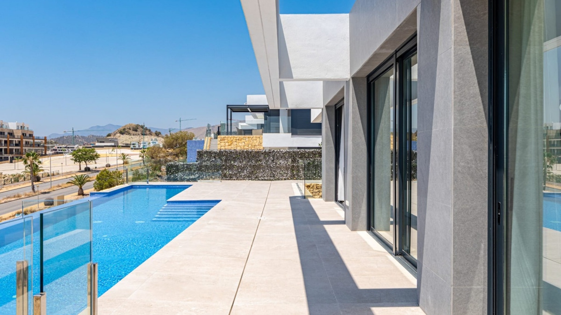 Resale - Villa - Finestrat