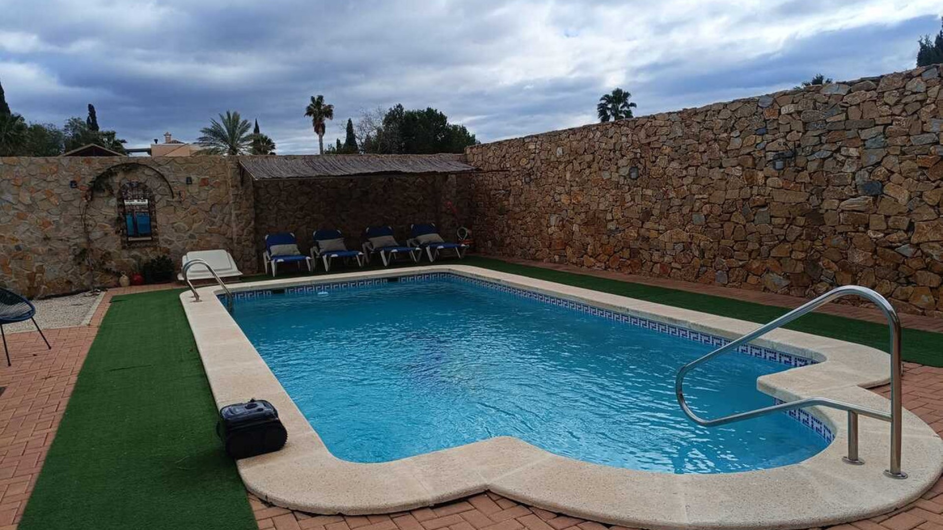 Resale - Villa - Fortuna - El Reloj