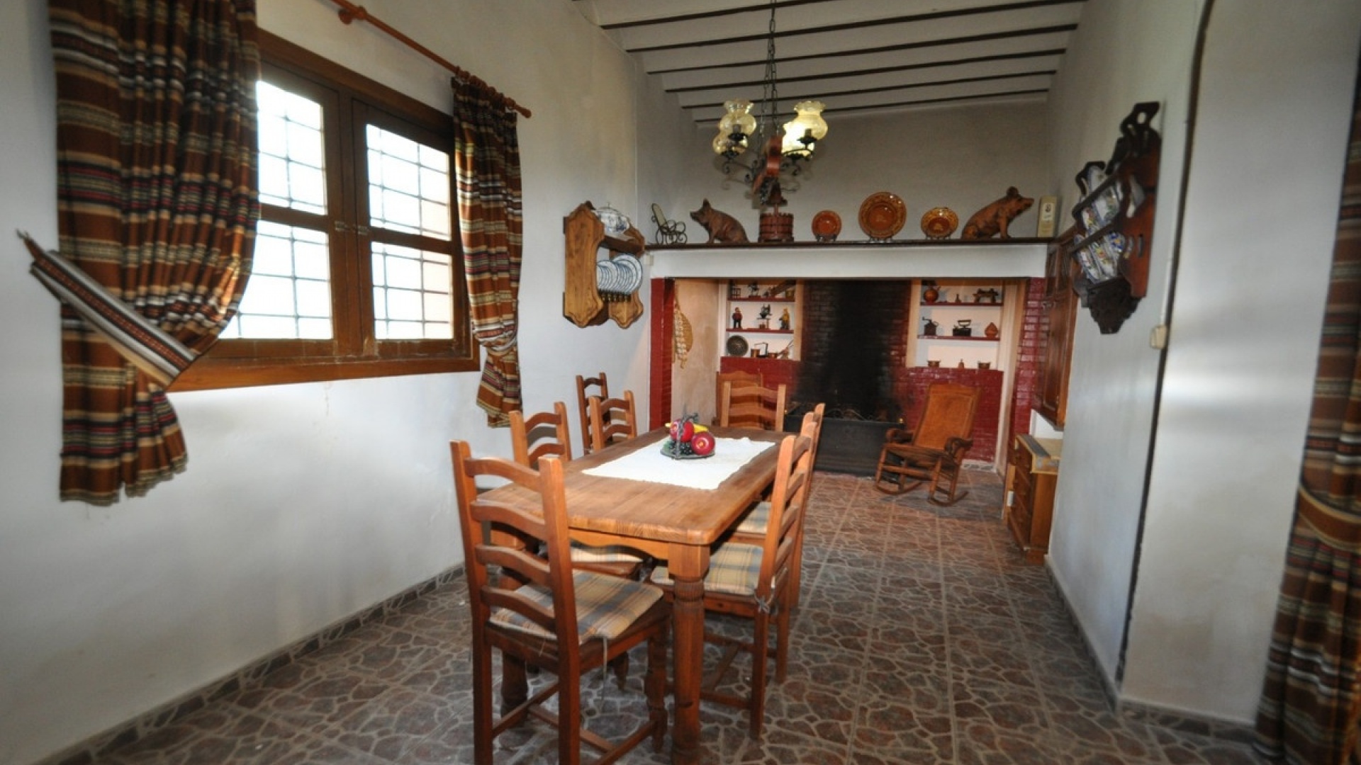 Resale - Villa - Fortuna - Fortuna Centro