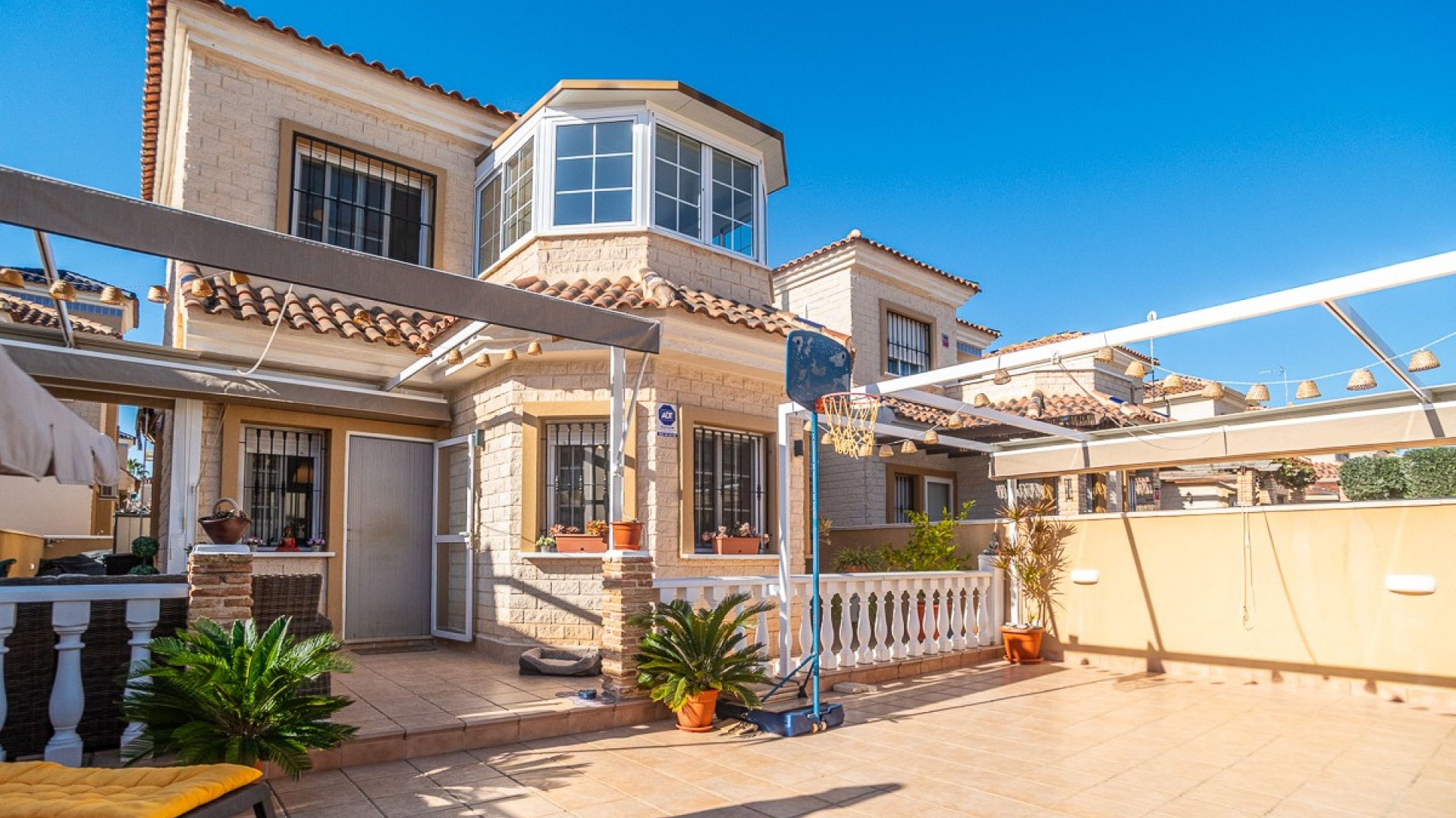 Resale - Villa - Guardamar del Segura - El Raso