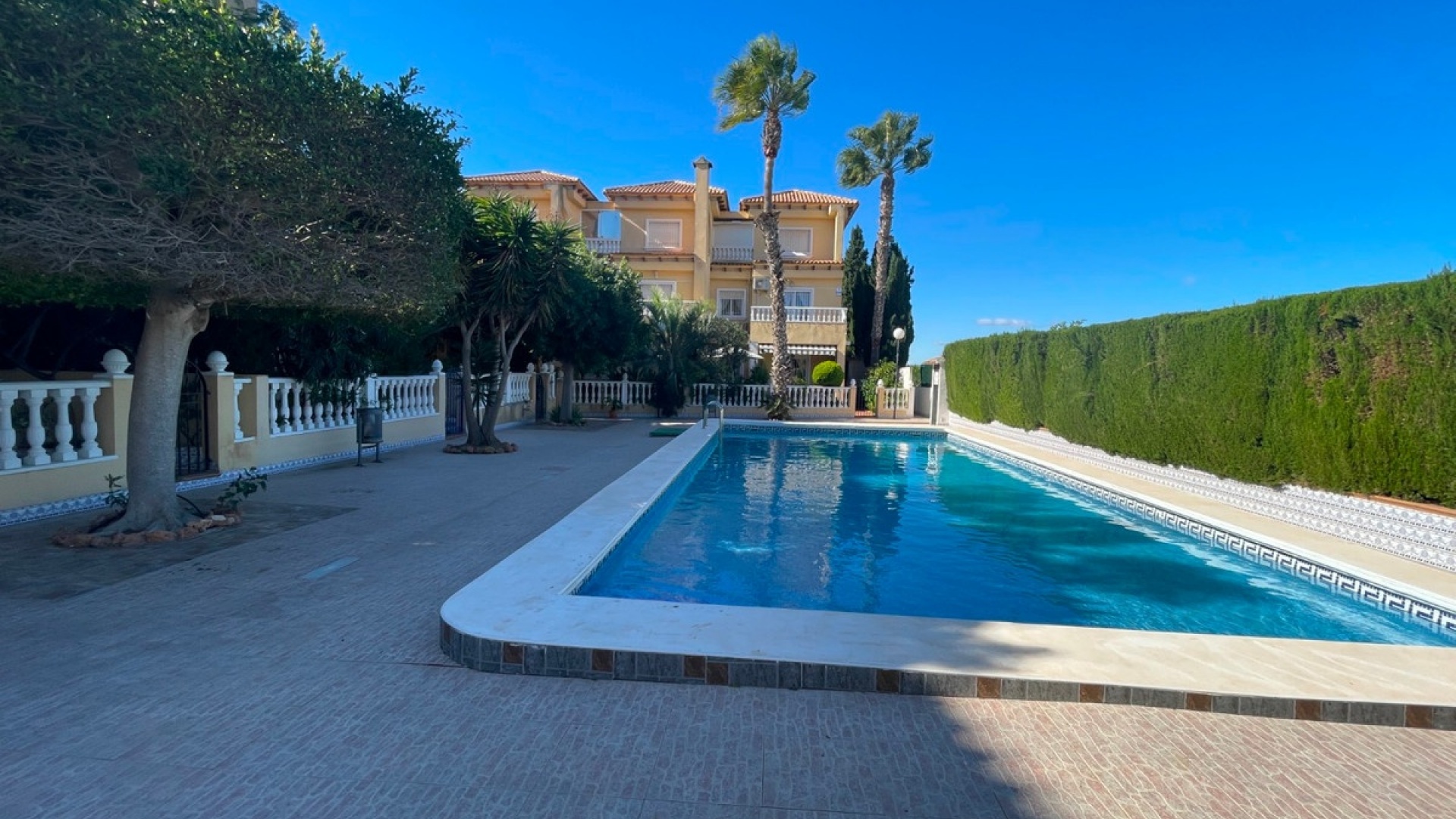 Resale - Villa - Guardamar del Segura - Guardamar del Segura Centro