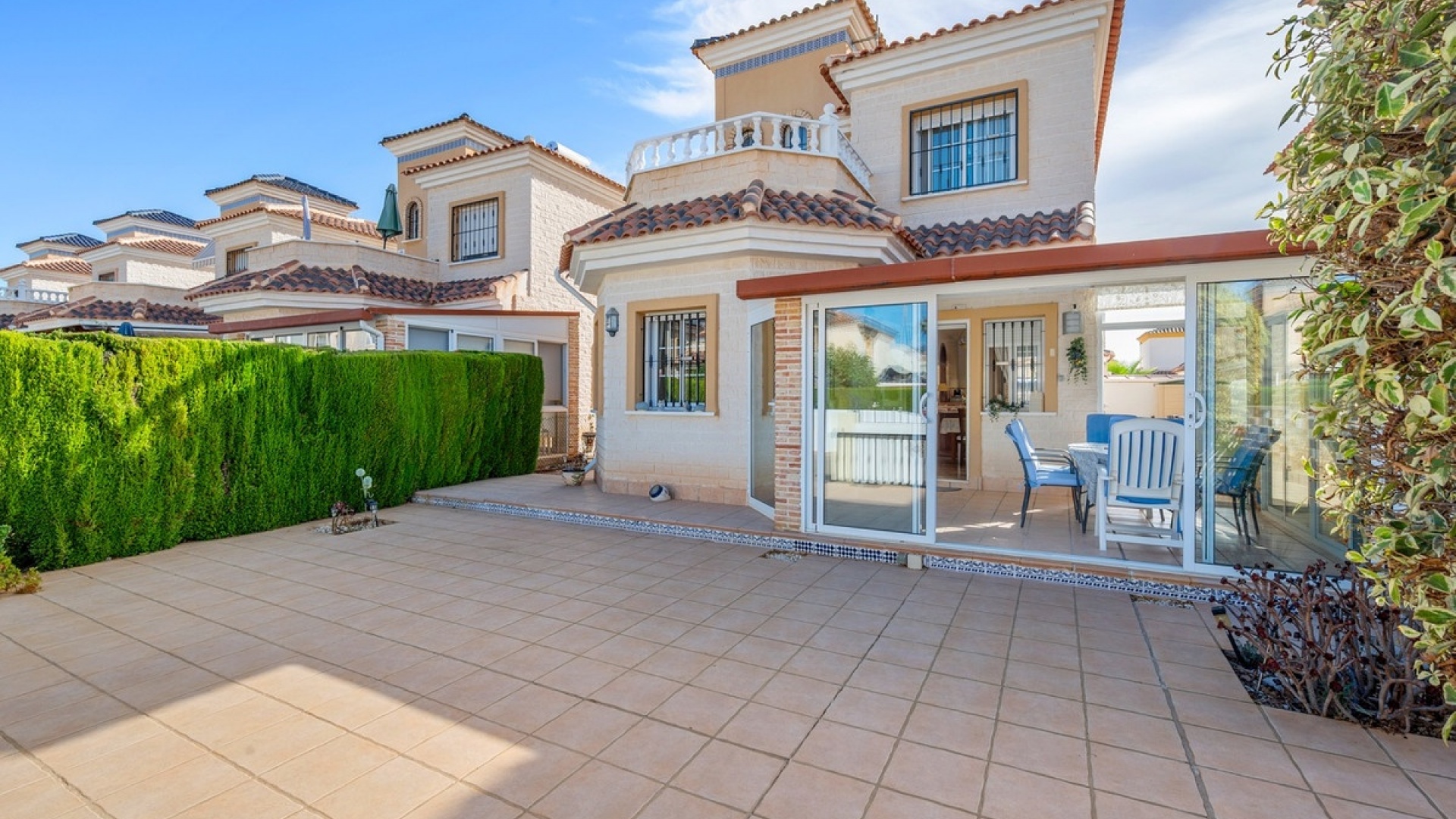 Resale - Villa - Guardamar del Segura - Guardamar del Segura Centro