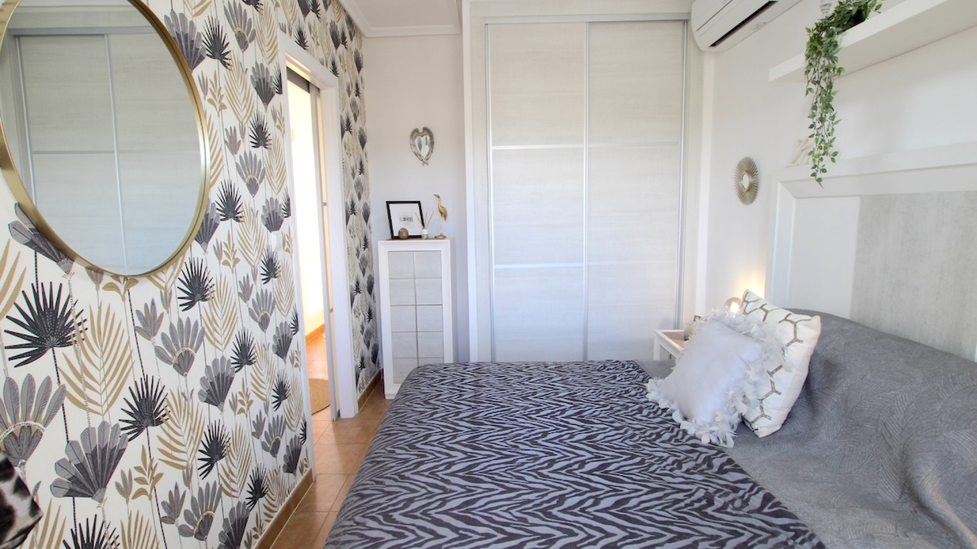 Resale - Villa - Guardamar del Segura - Guardamar - El Raso