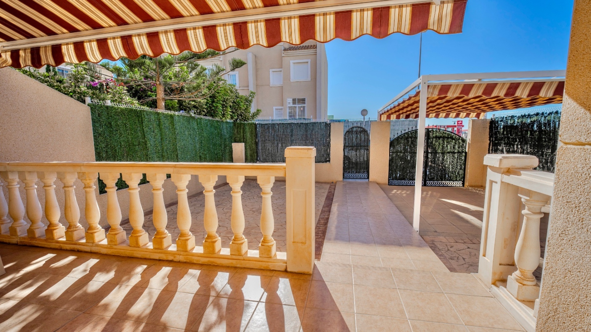 Resale - Villa - Guardamar del Segura - Lomas de Polo-Pinomar