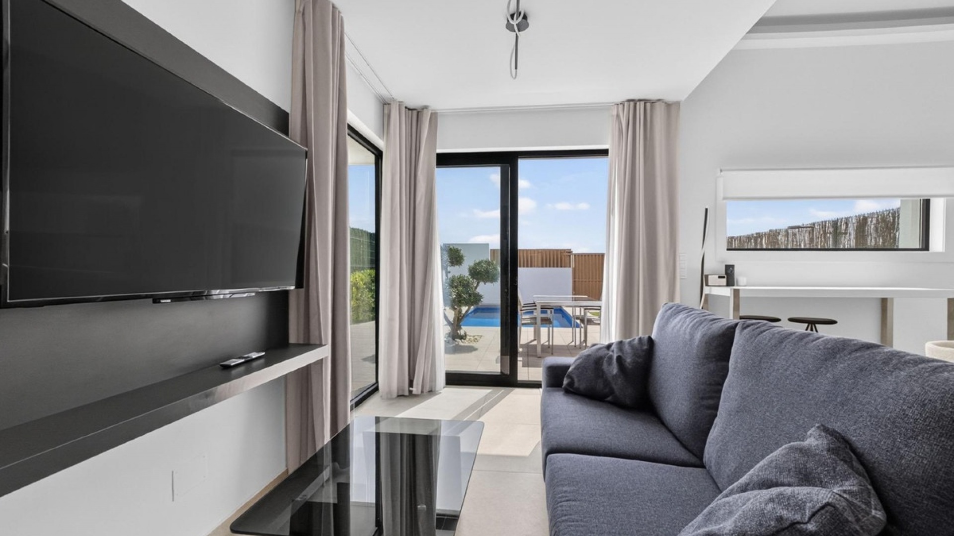 Resale - Villa - Guardamar del Segura - Urbanización El Raso