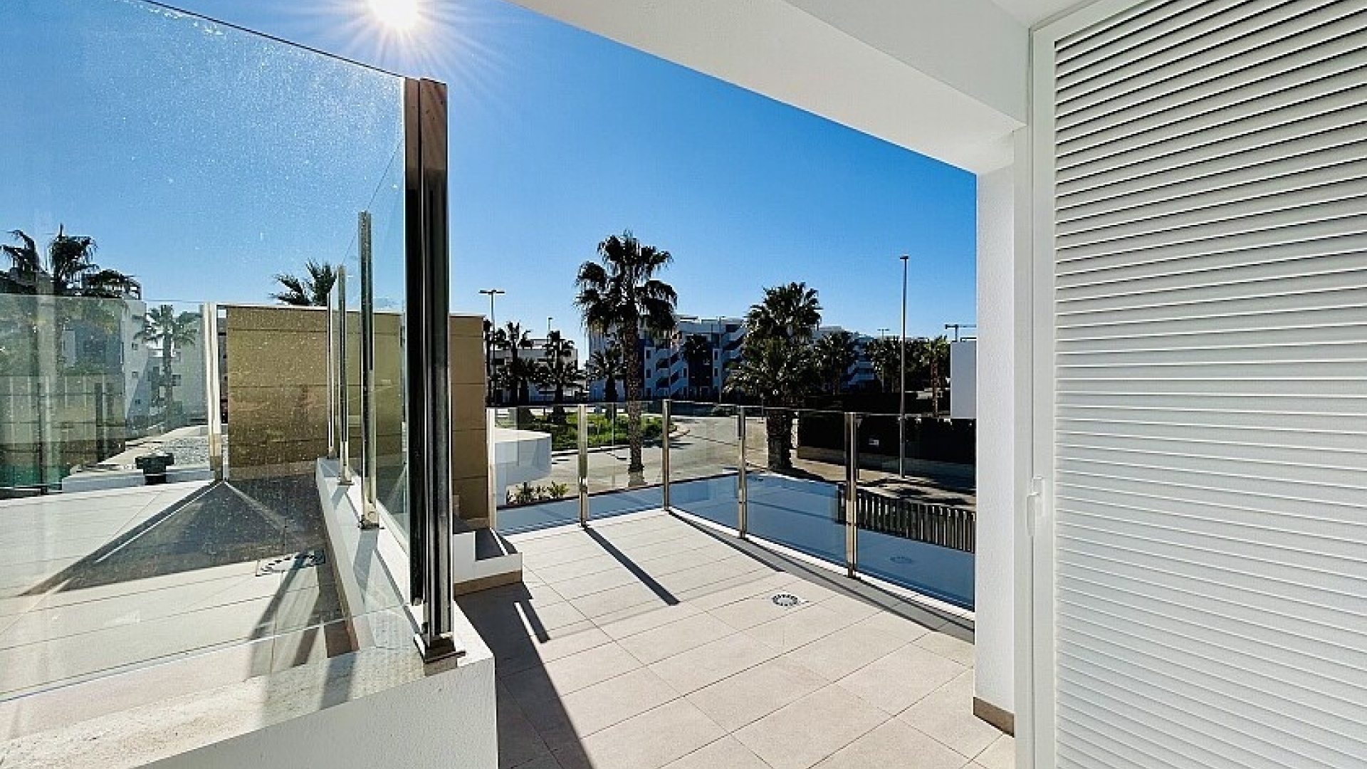 Resale - Villa - Guardamar del Segura - Urbanización El Raso