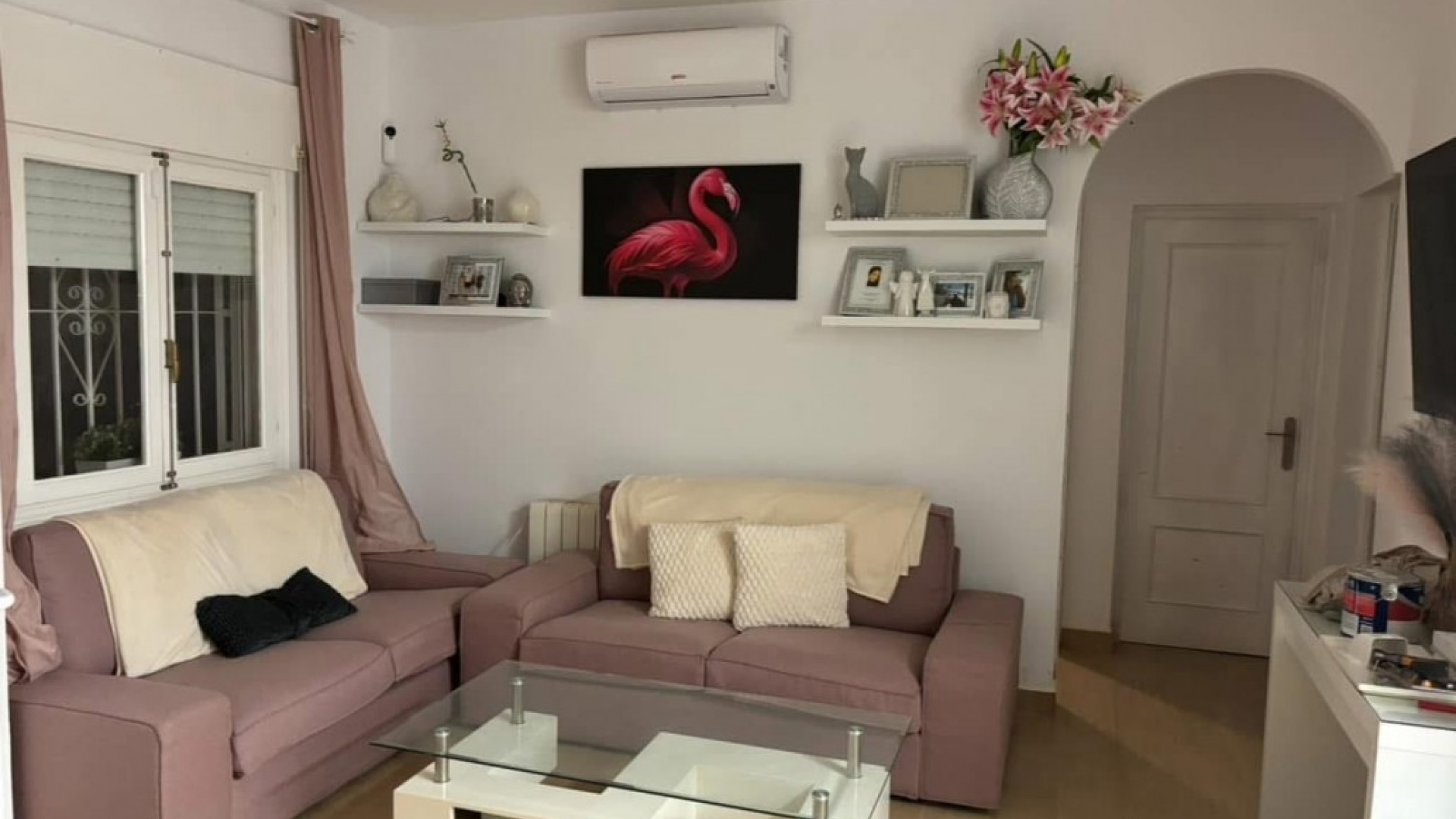 Resale - Villa - La Florida  - La Florida