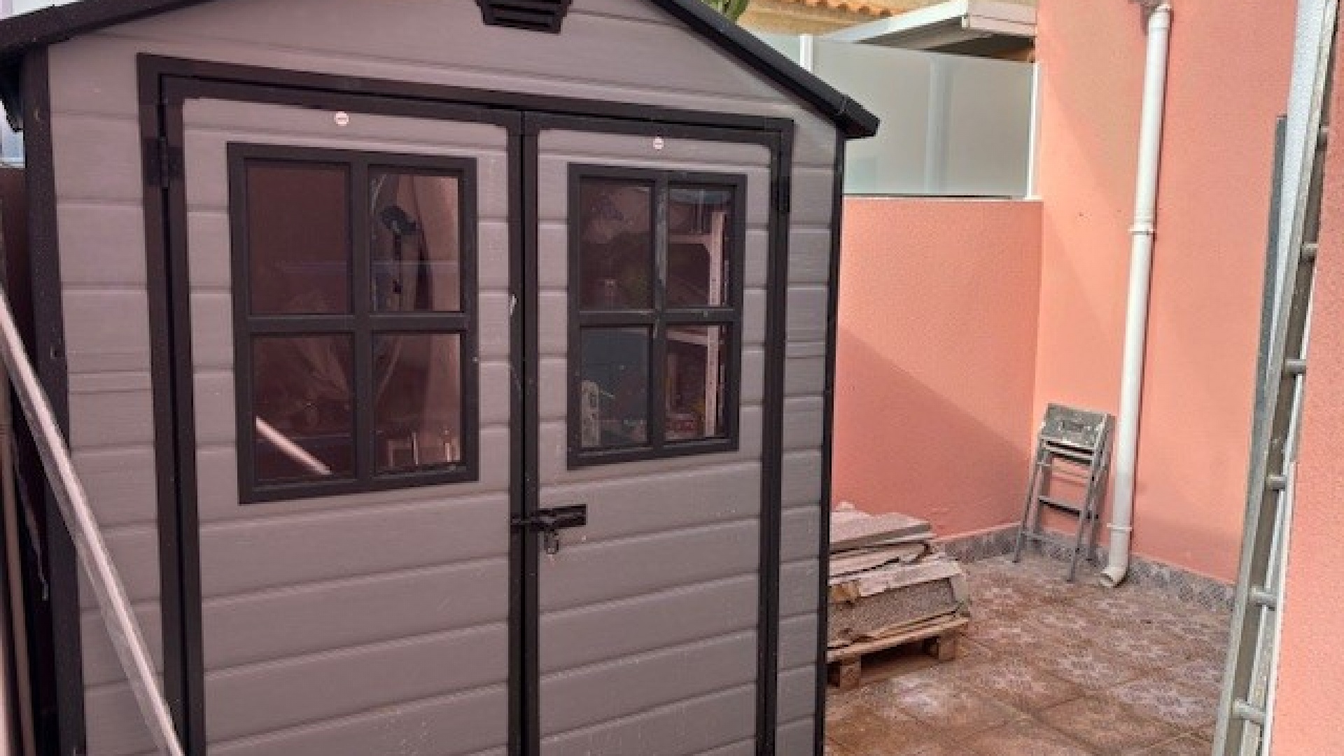 Resale - Villa - La Florida  - La Florida