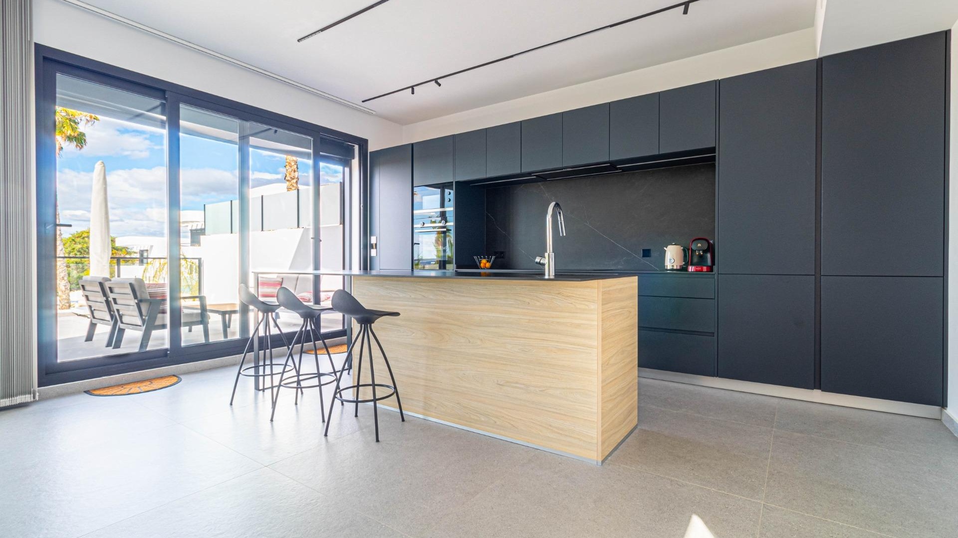 Resale - Villa - La Marina