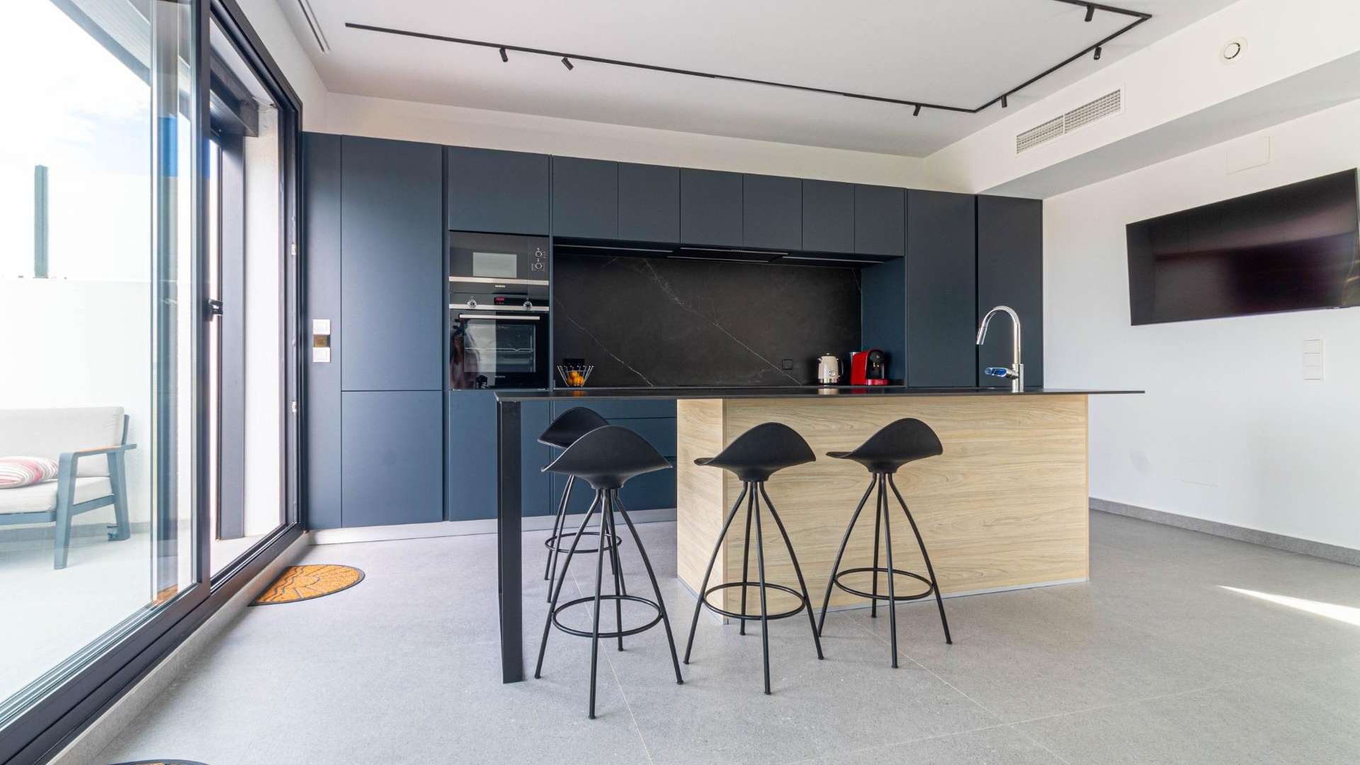 Resale - Villa - La Marina