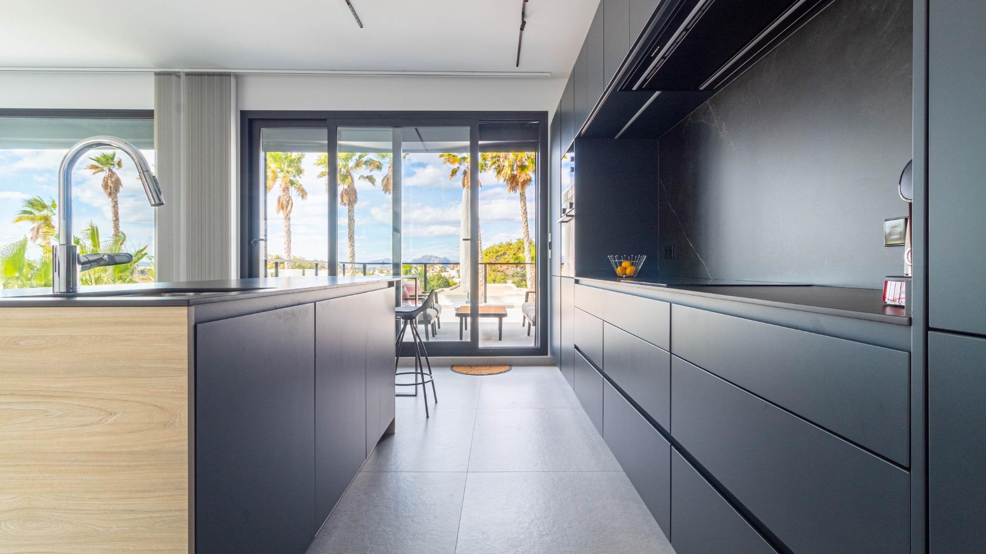 Resale - Villa - La Marina