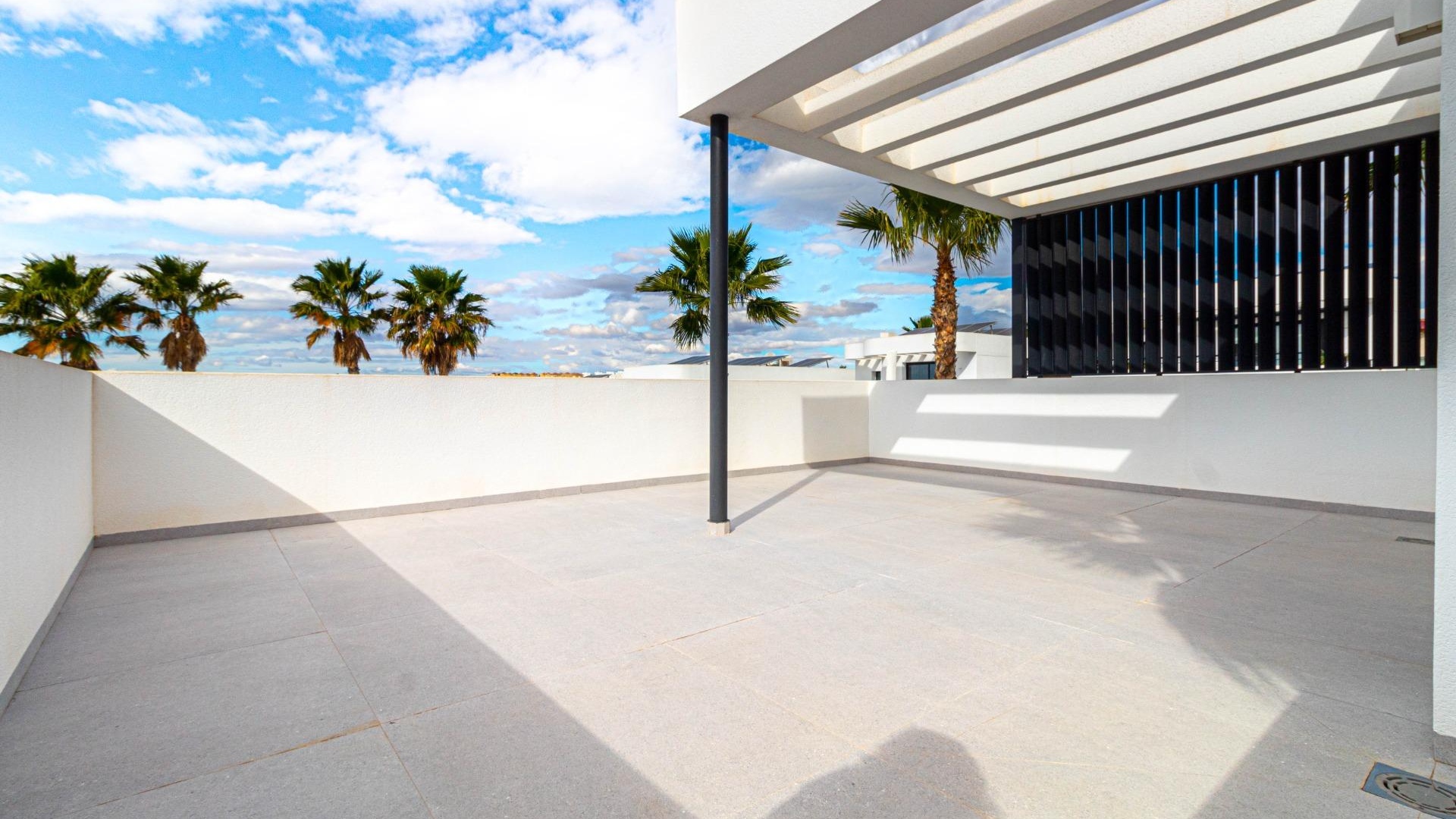 Resale - Villa - La Marina