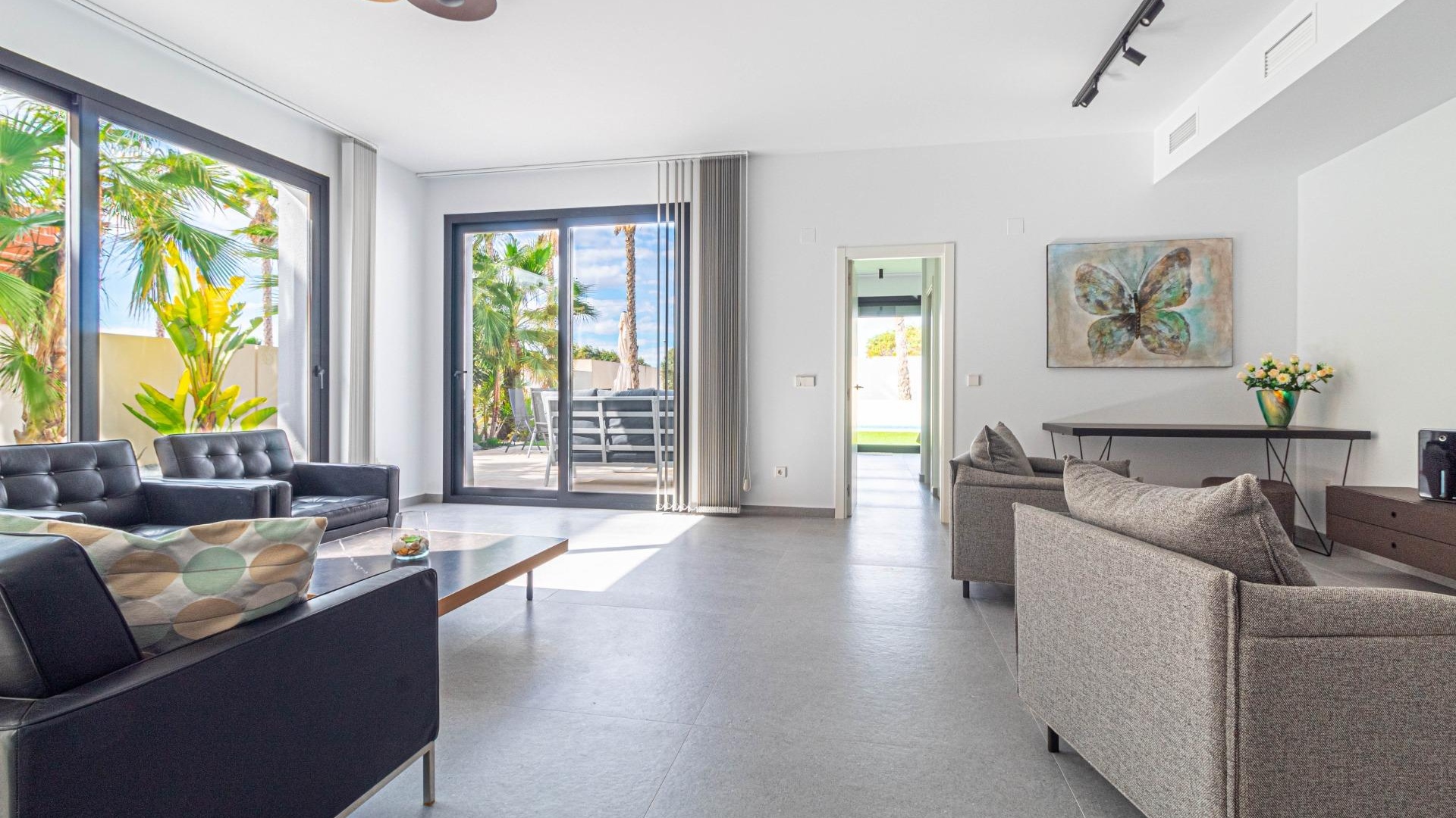 Resale - Villa - La Marina