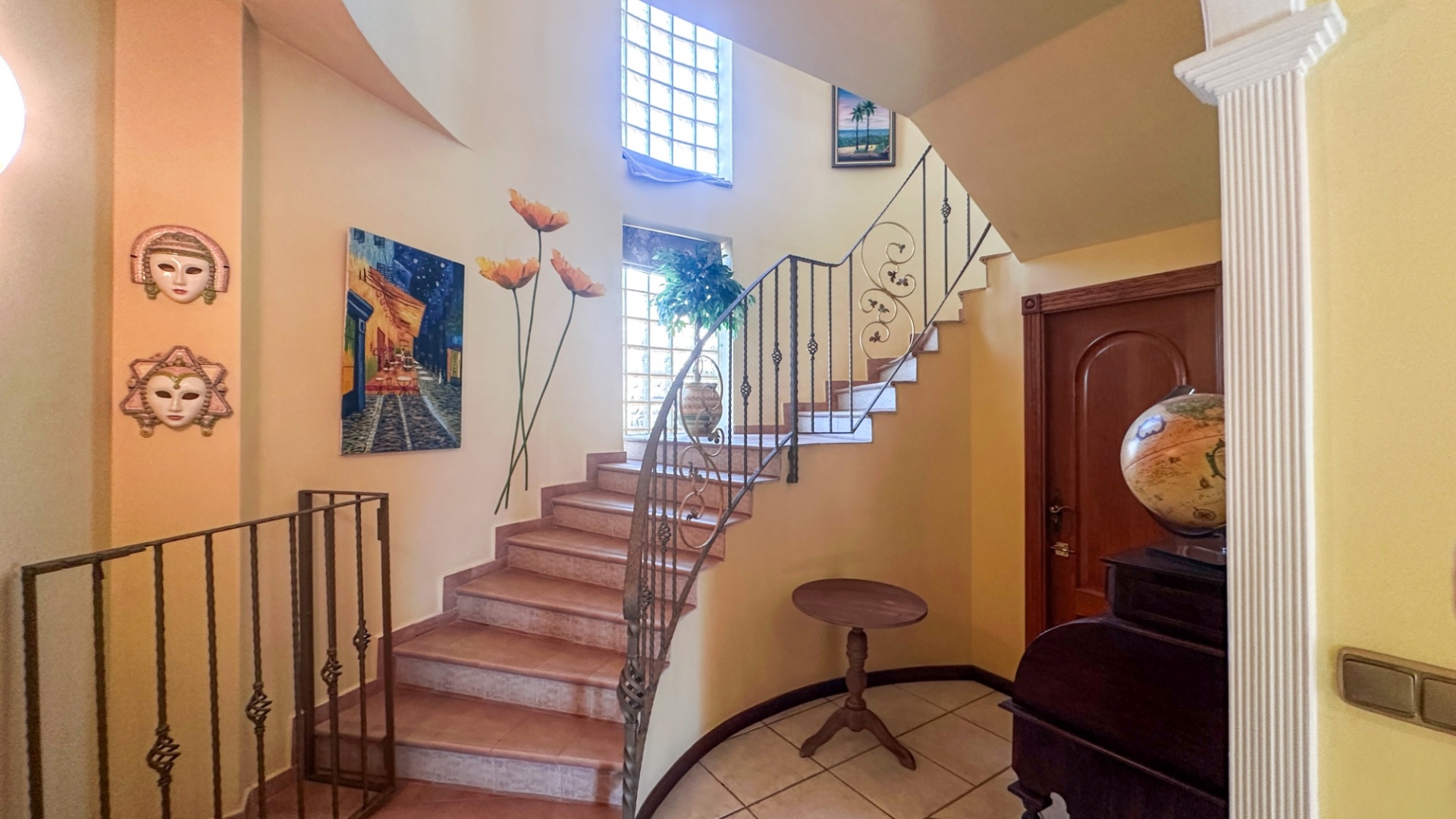 Resale - Villa - La Mata - Beachside La Mata