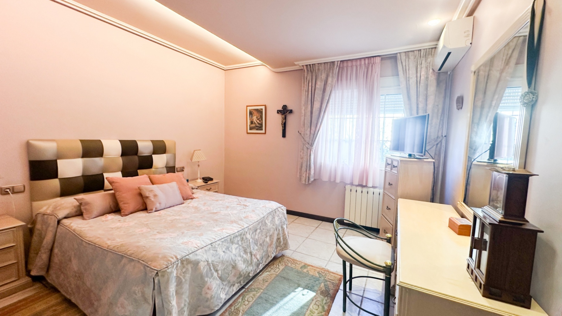 Resale - Villa - La Mata - Beachside La Mata