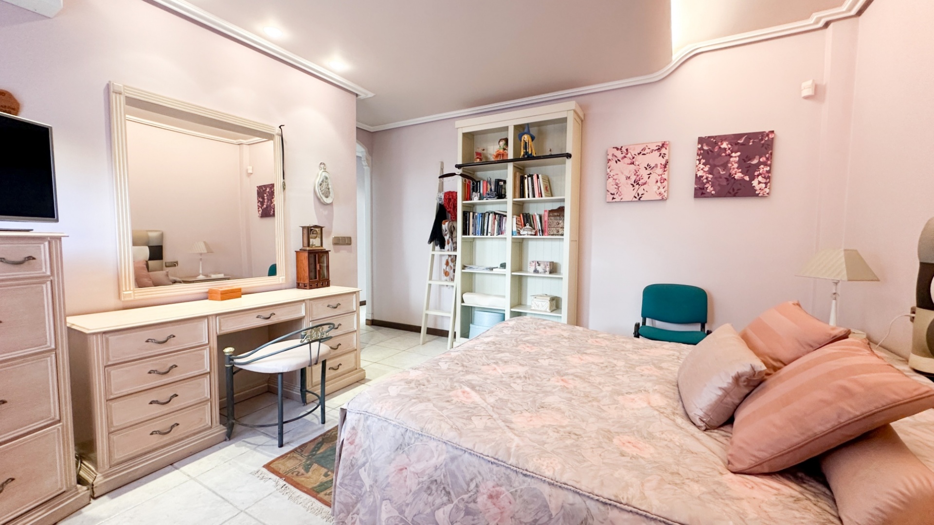 Resale - Villa - La Mata - Beachside La Mata