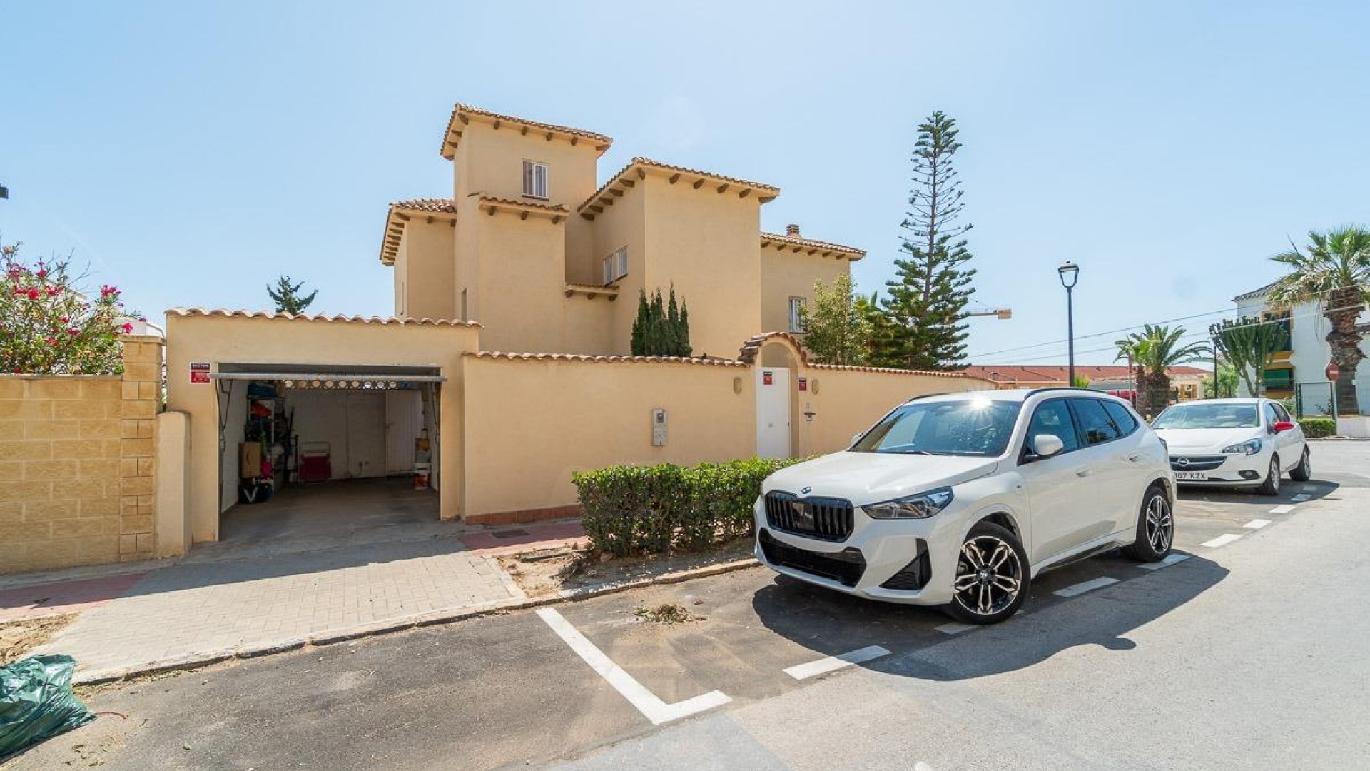 Resale - Villa - La Mata - cabo cervera