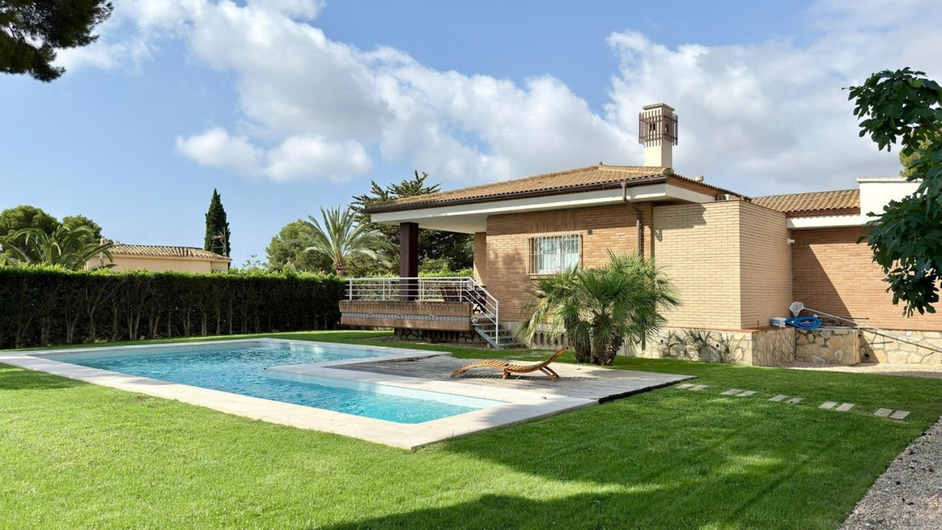 Resale - Villa - La Nucia - La Nucia Centro